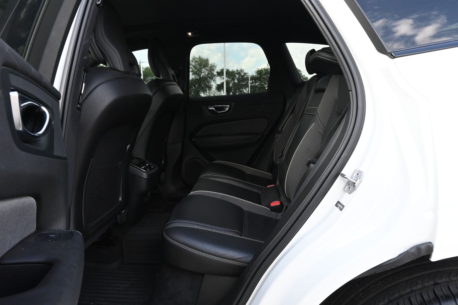 2021 Volvo XC60 T5 R-Design White at Ultimate Motorsports