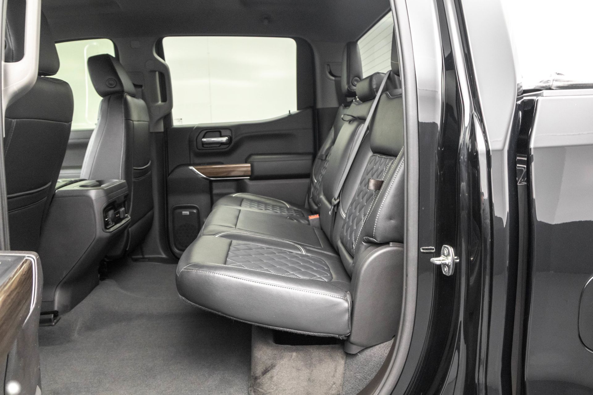 2021 CHEVROLET SILVERADO - Image 33