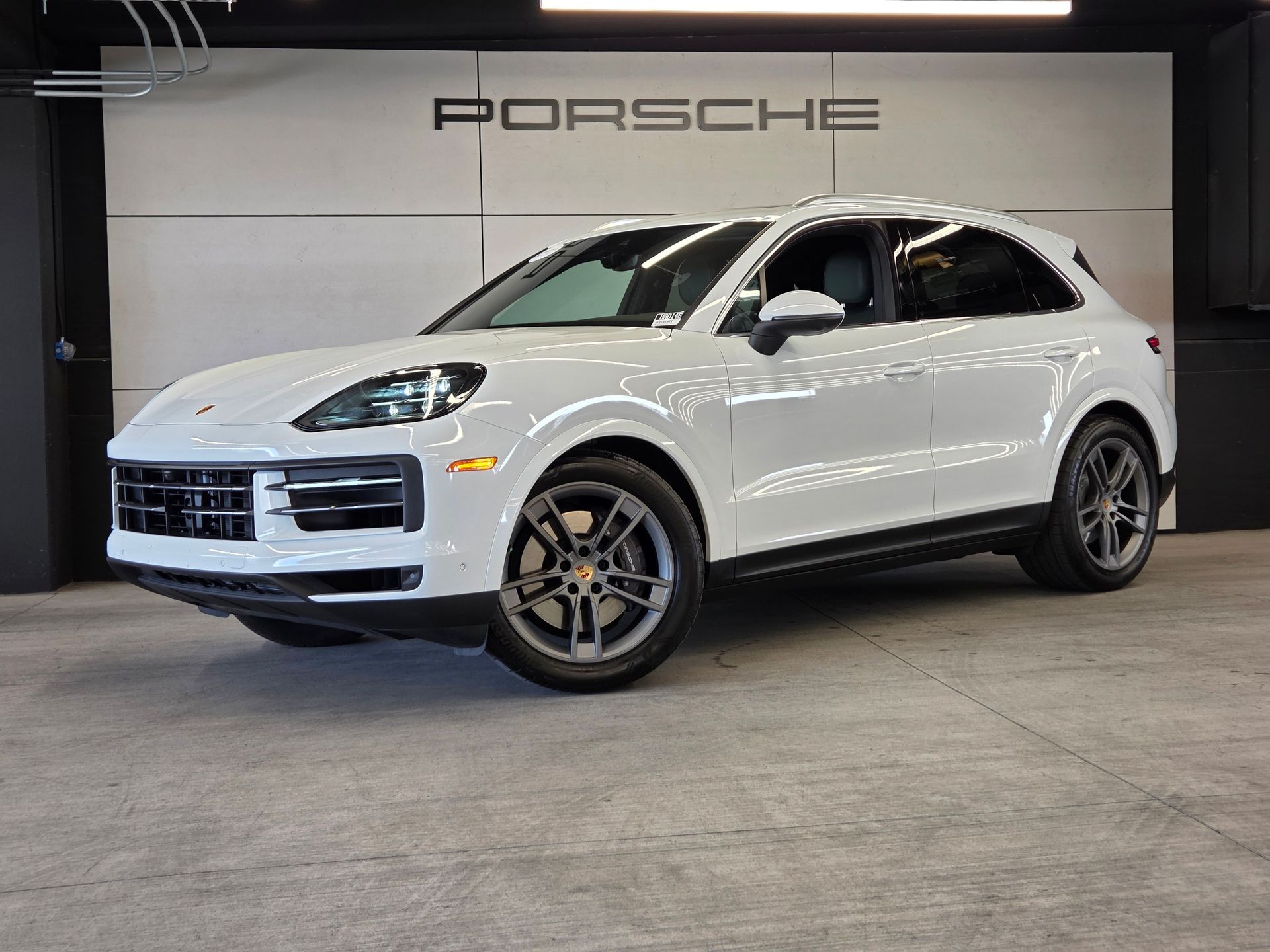 Carrara White Metallic 2024 Porsche Cayenne AWD SUV / Crossover All-Wheel Drive 8-Speed Automatic