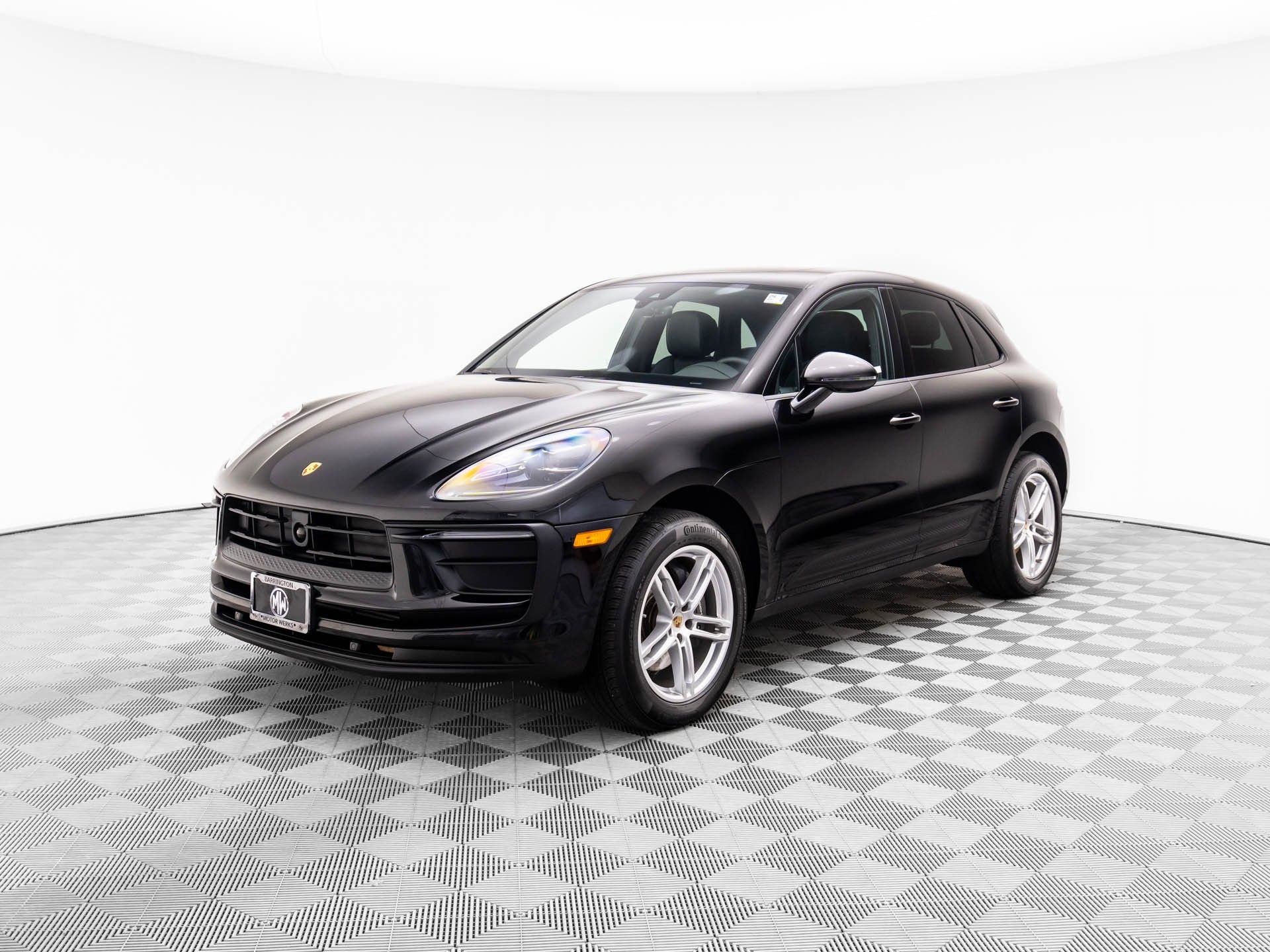 2024 Porsche Macan  photo