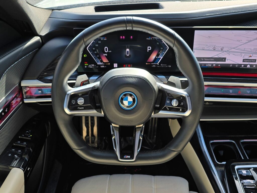 2024 Bmw 750e 750e xDrive photo 31