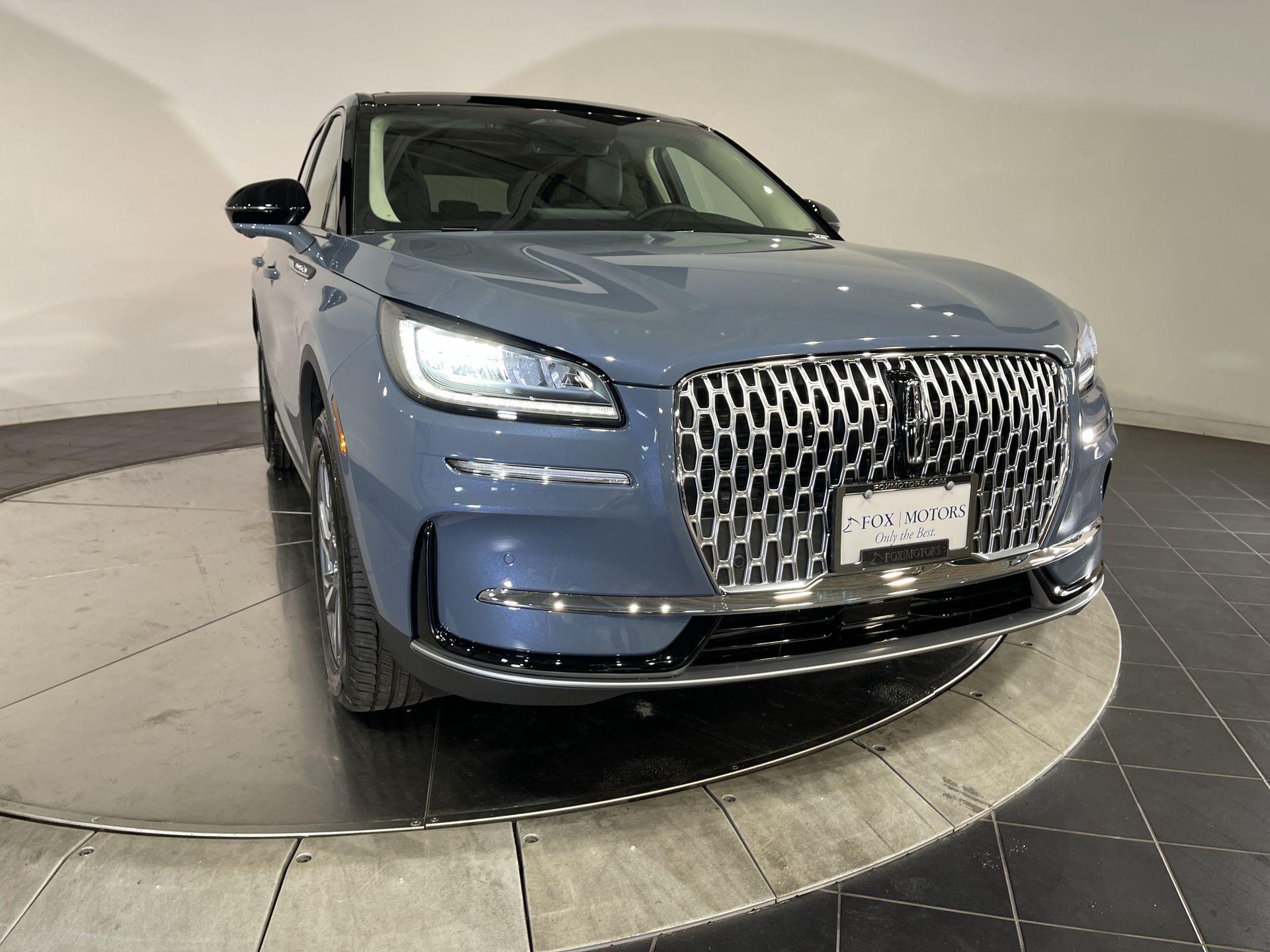 2024 Lincoln Corsair Premiere photo 9