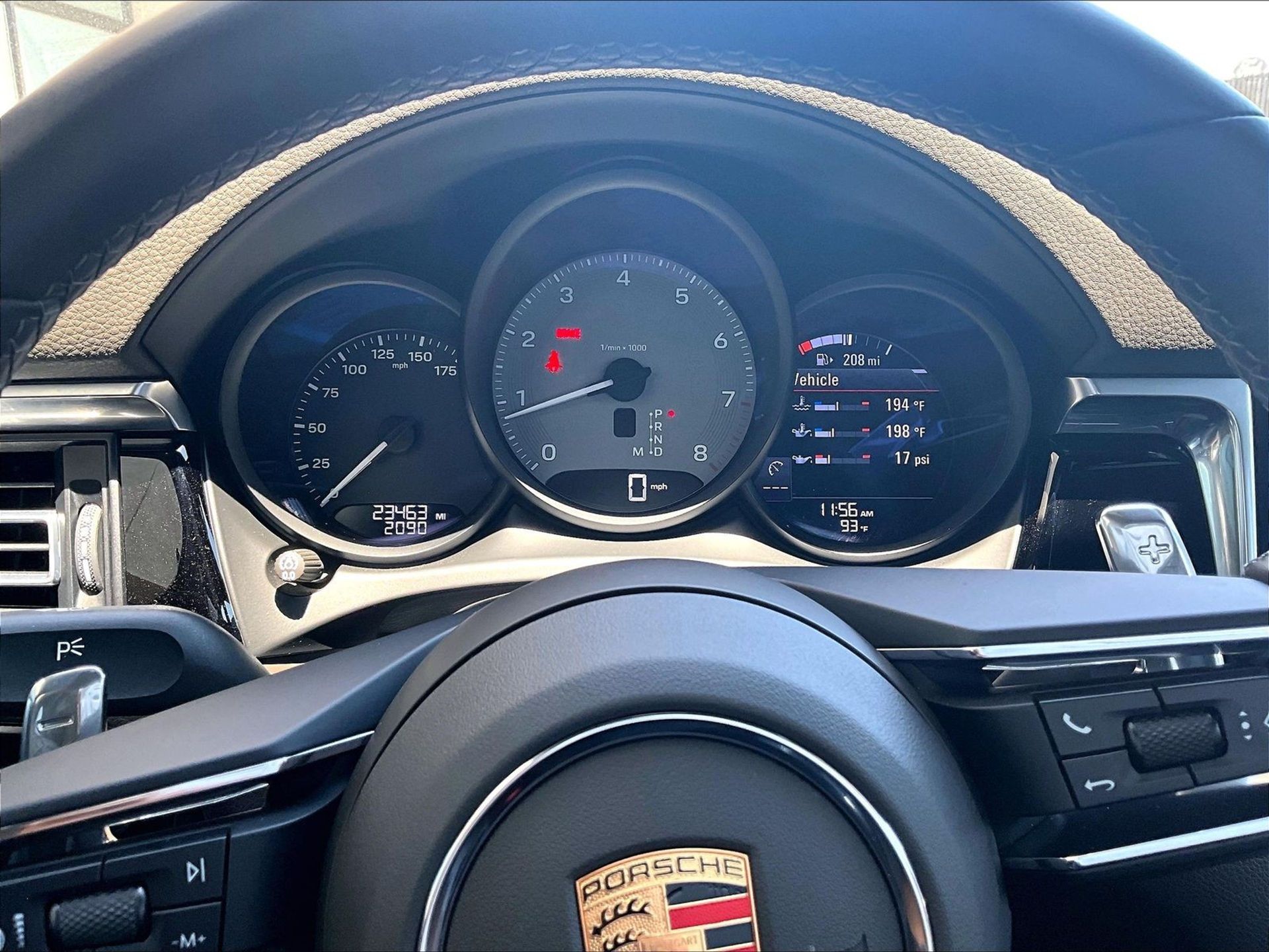 2023 Macan S picture #24