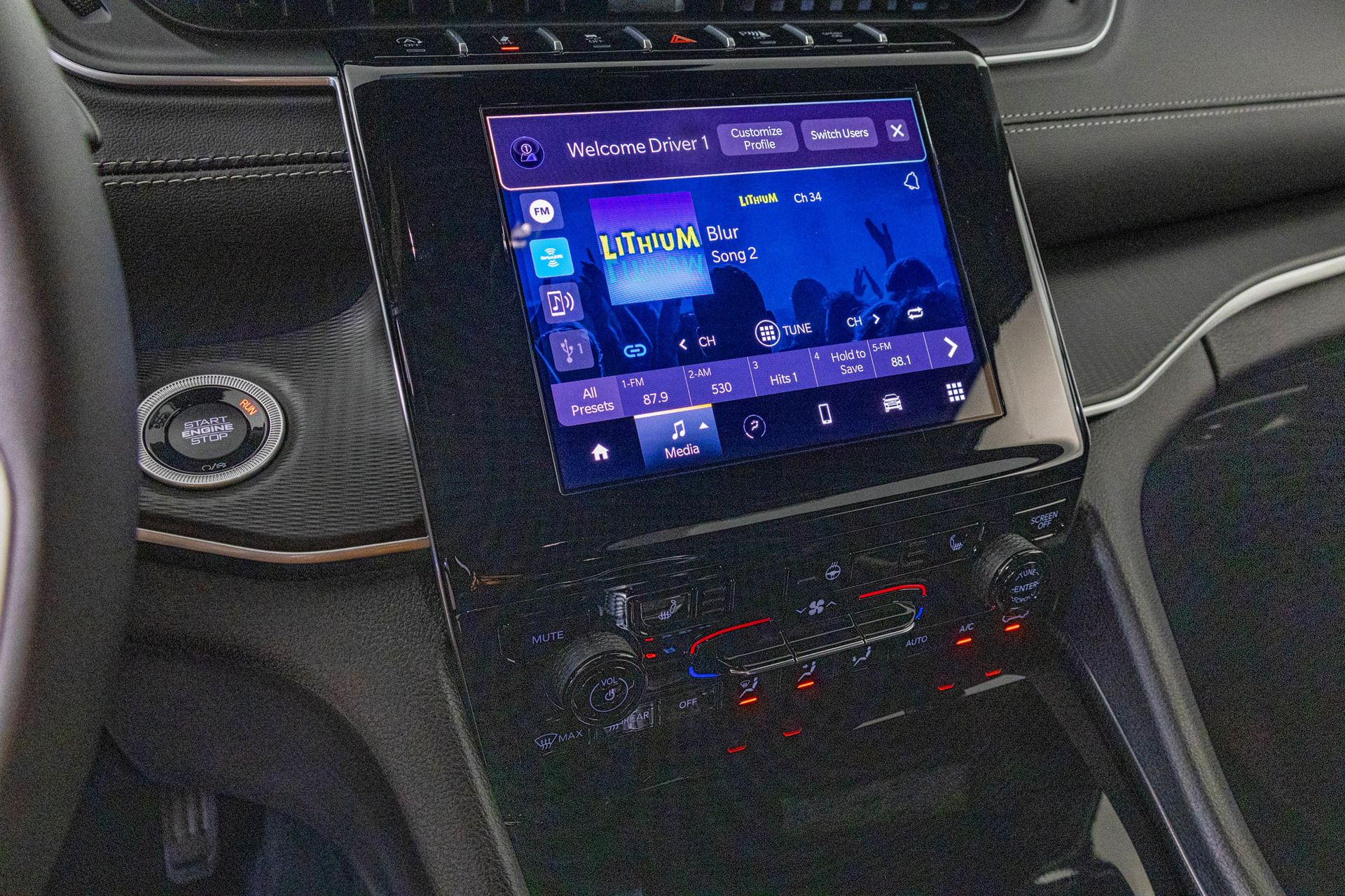 2025 JEEP GRAND CHEROKEE L - Image 21