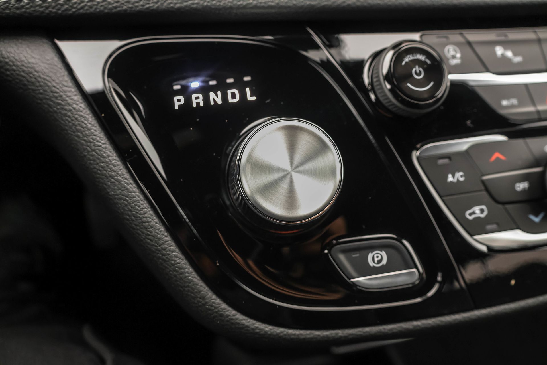 2026 CHRYSLER PACIFICA - Image 19