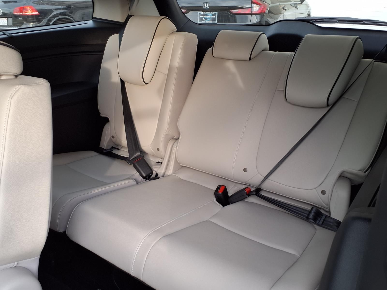 new 2026 Honda Odyssey car, priced at $49,585