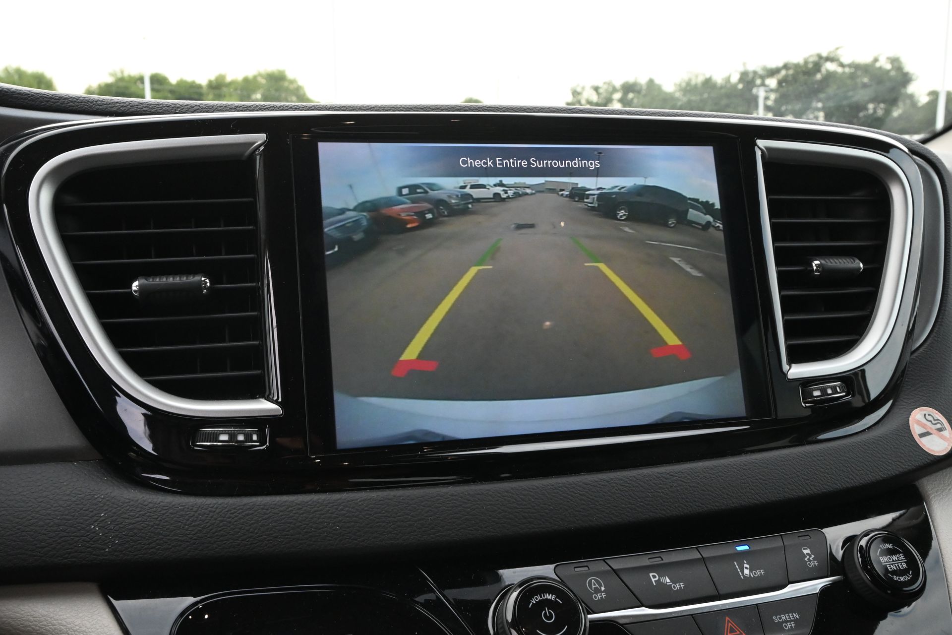 2023 Chrysler Pacifica Touring L White at Durrett Motor Company