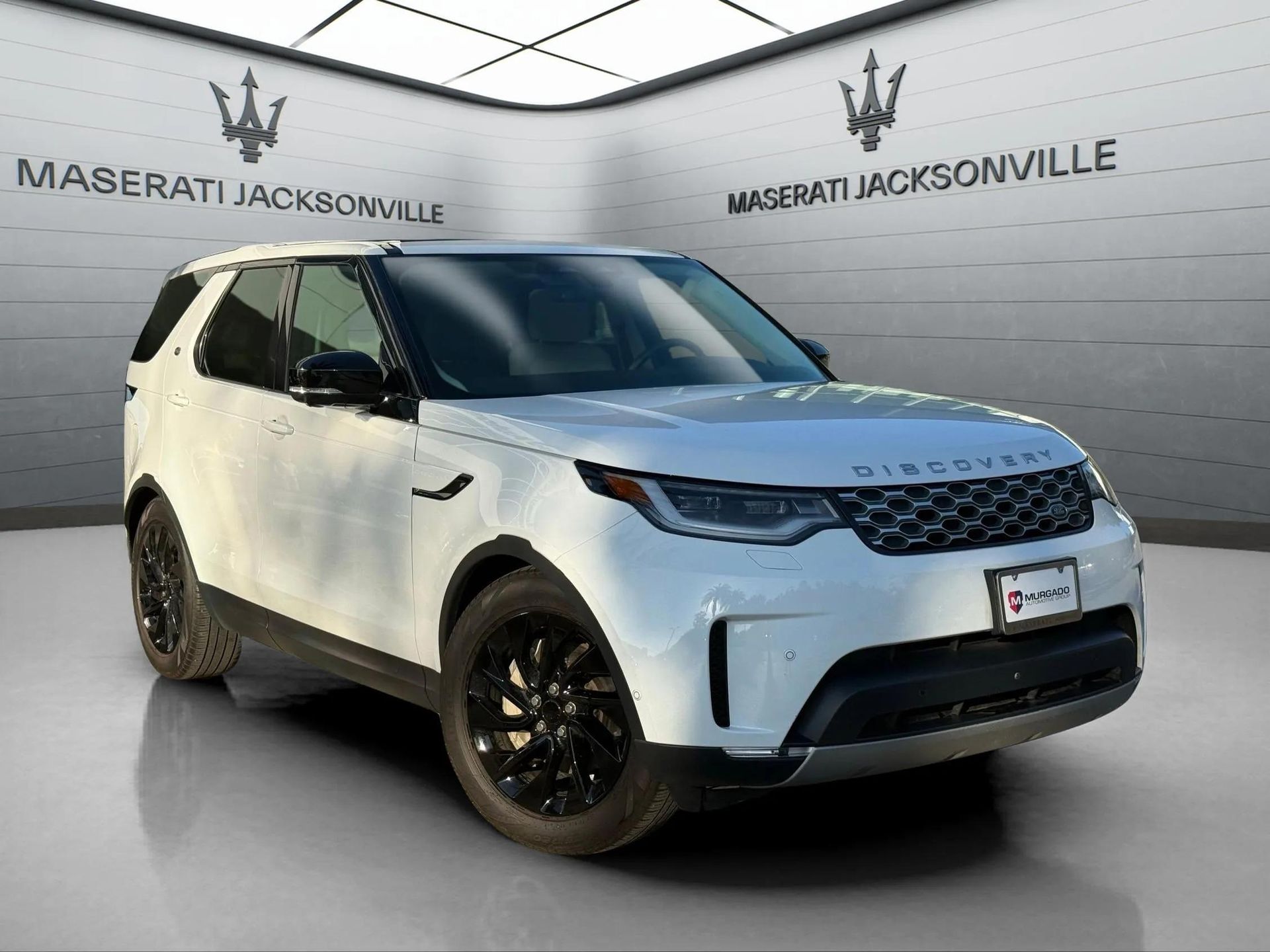 2025 Land Rover Discovery P300 S AWD