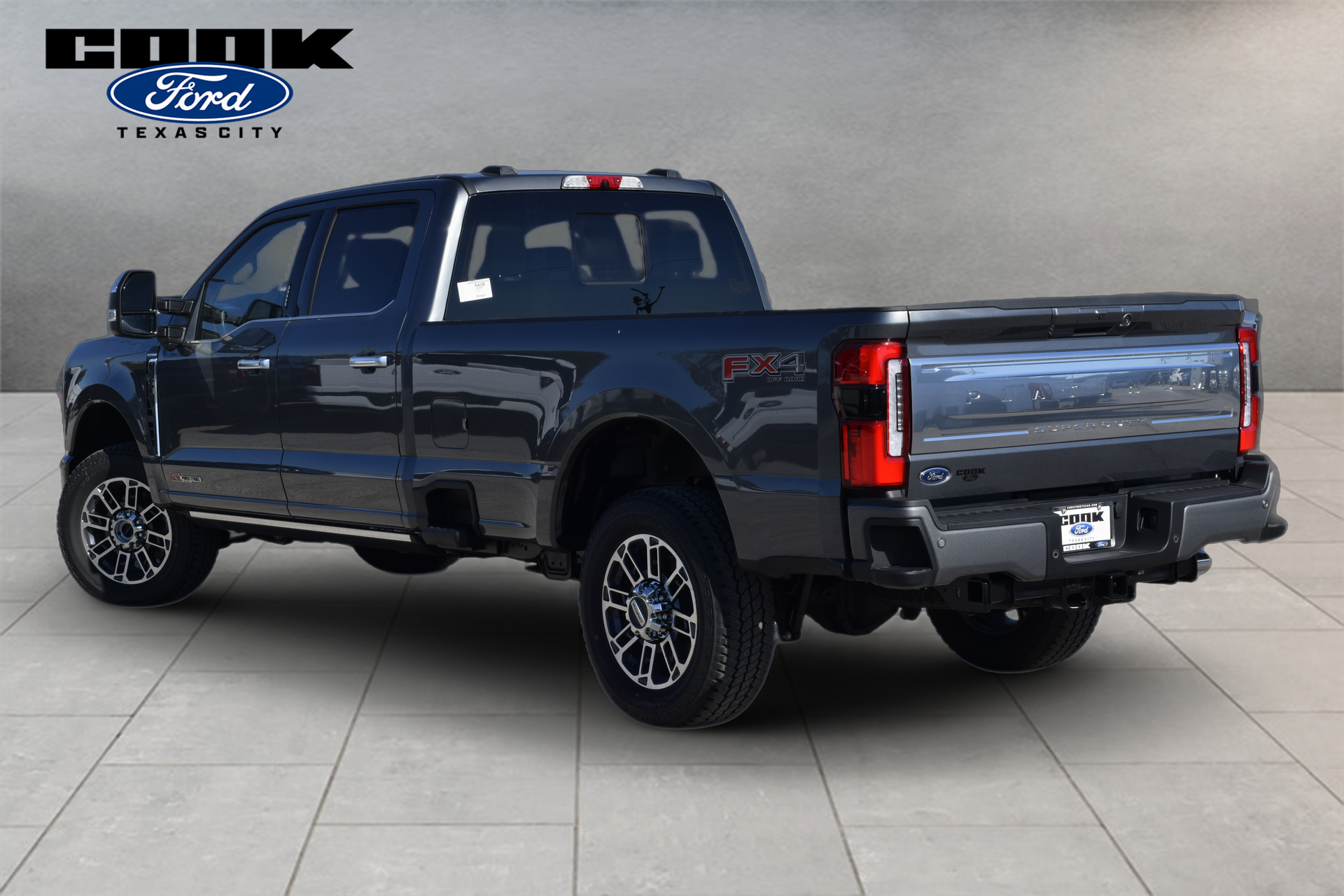 2026 Ford F-350SD Platinum - 3