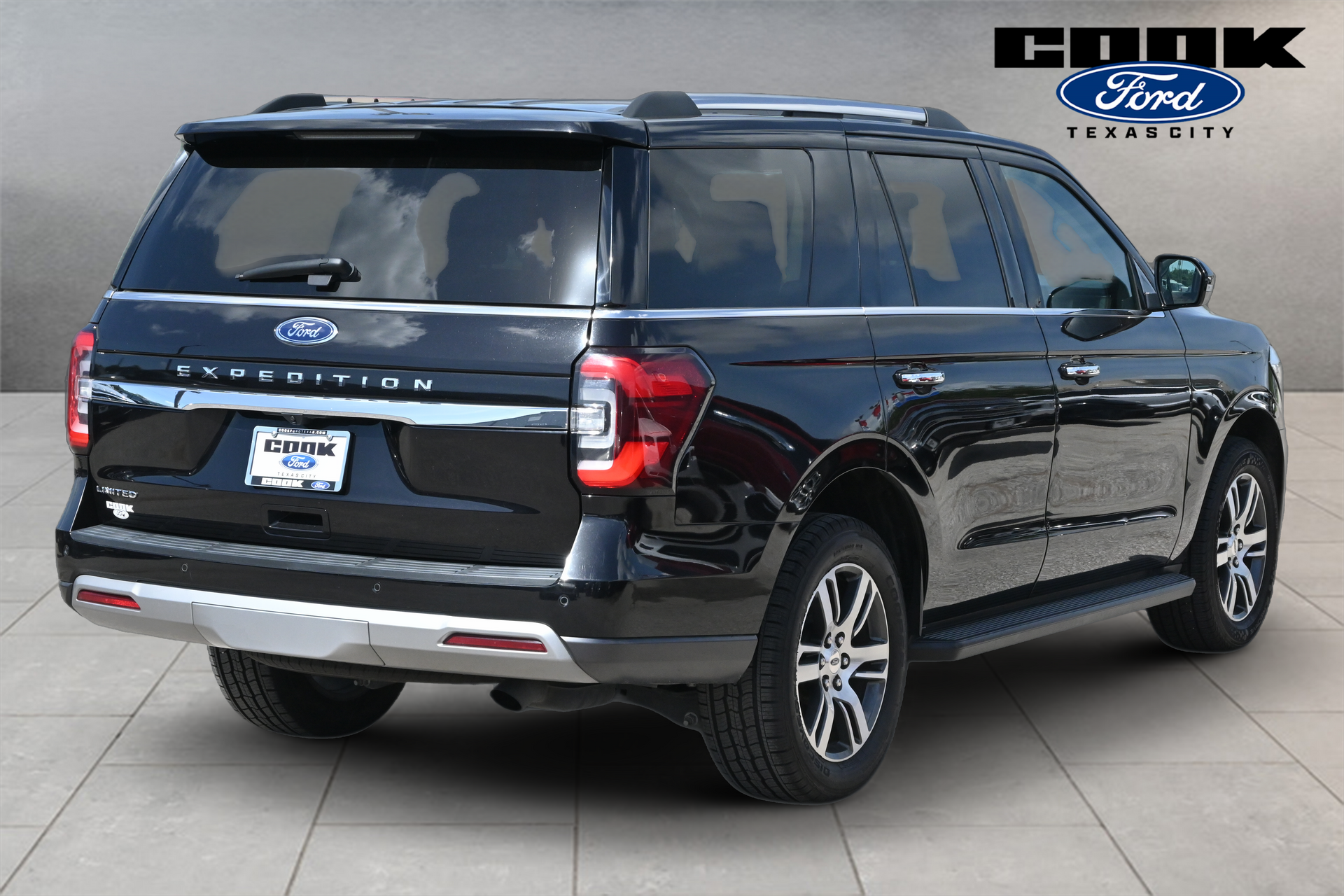 2024 Ford Expedition Limited Black at Community Toyota