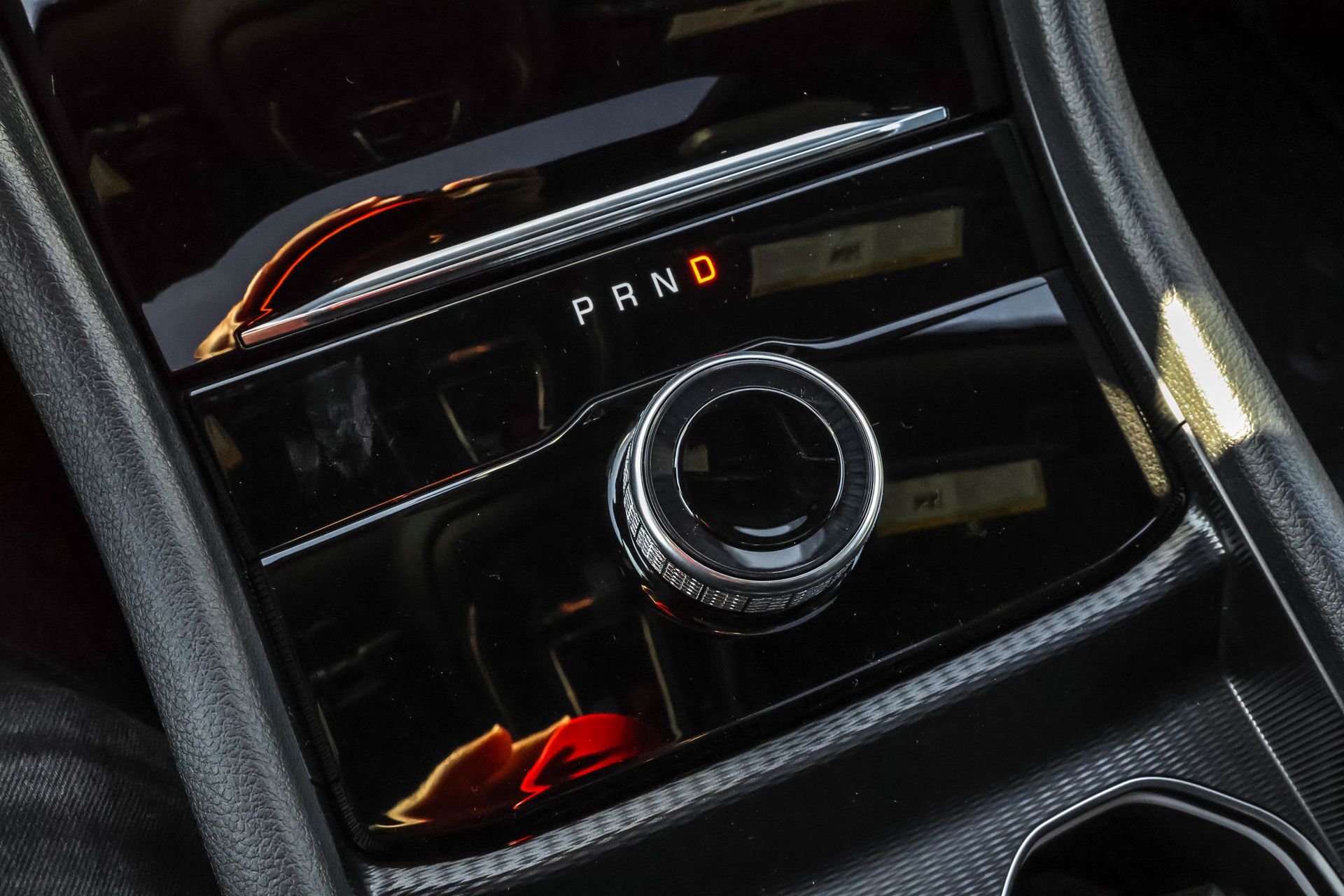 2025 JEEP GRAND CHEROKEE - Image 22