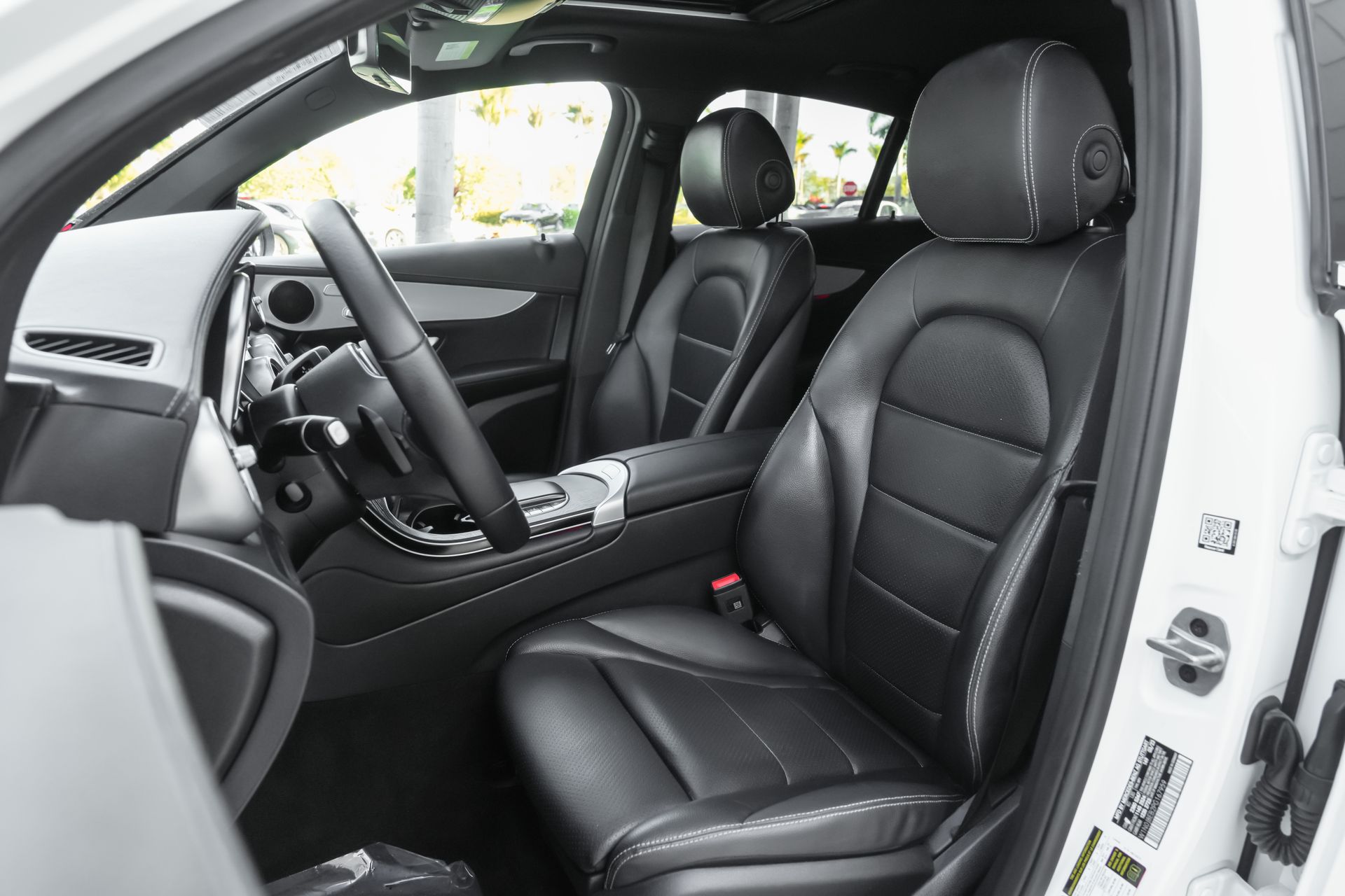 2023 Mercedes-Benz GLC Coupe GLC300 - Photo 9