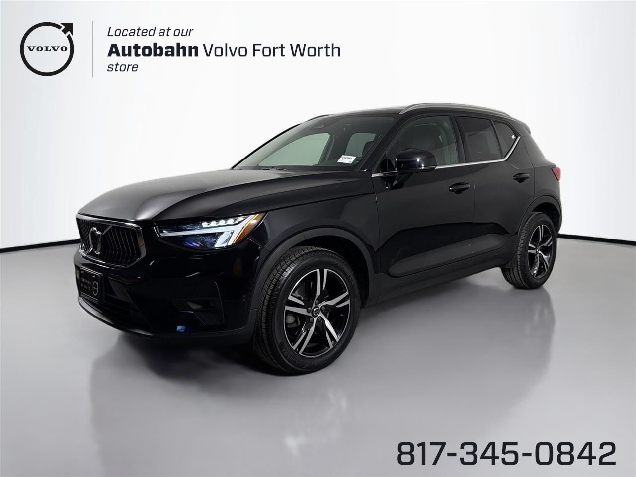 2023 Volvo XC40 B5 Plus Bright Theme AWD