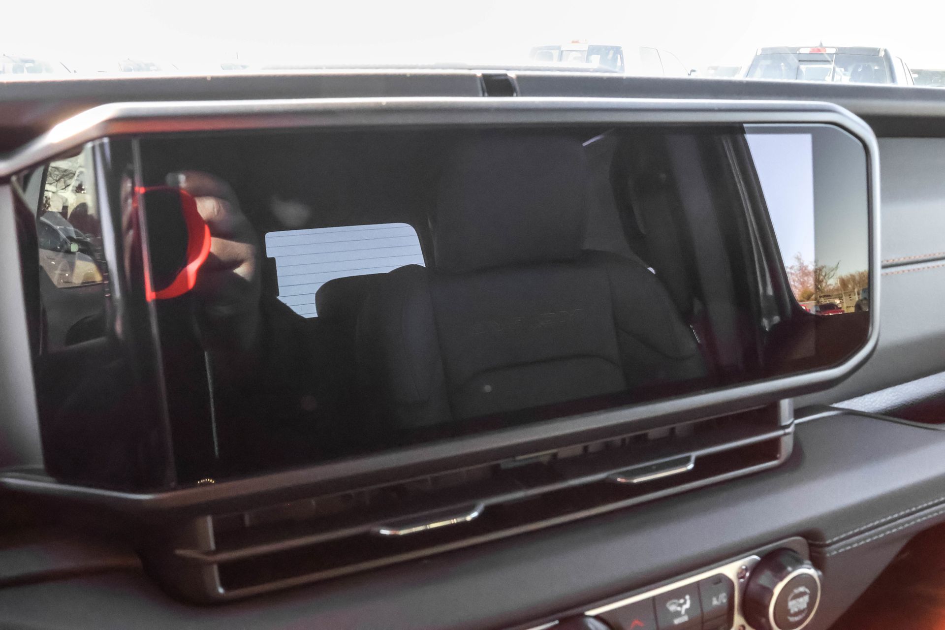 2026 JEEP GLADIATOR - Image 20