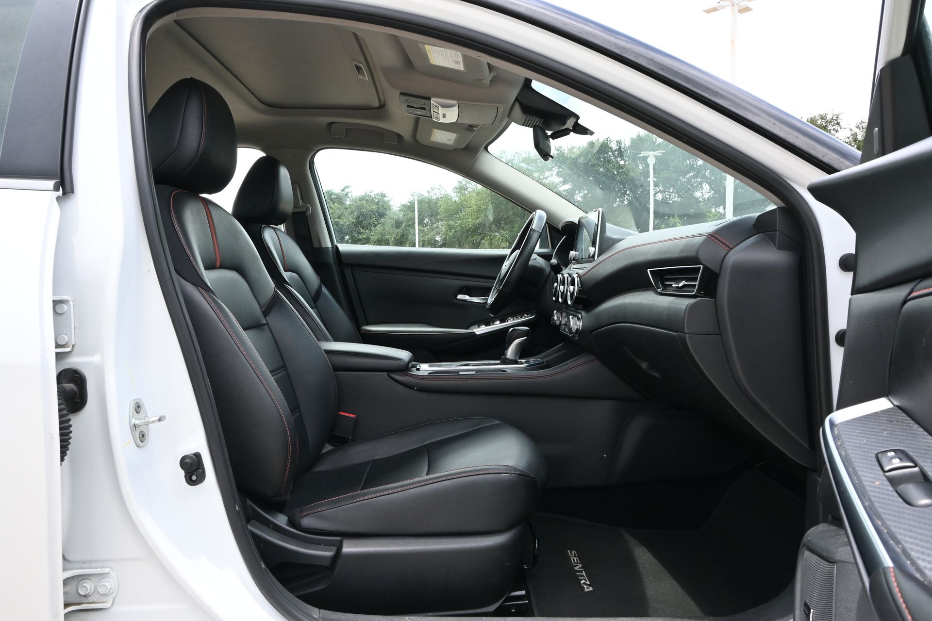 2024 Nissan Sentra SR White at South Houston Nissan