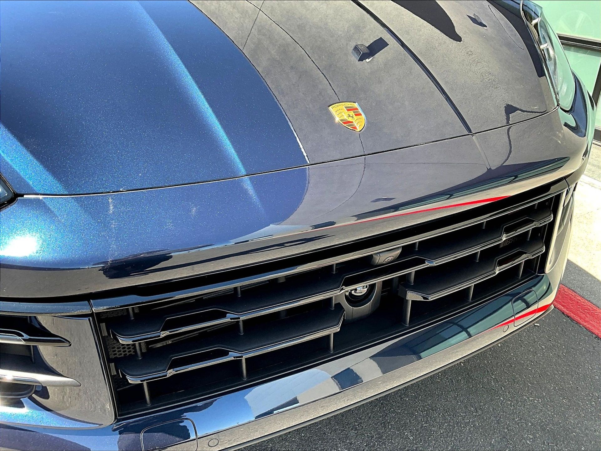 2025 Cayenne Coupe picture #22