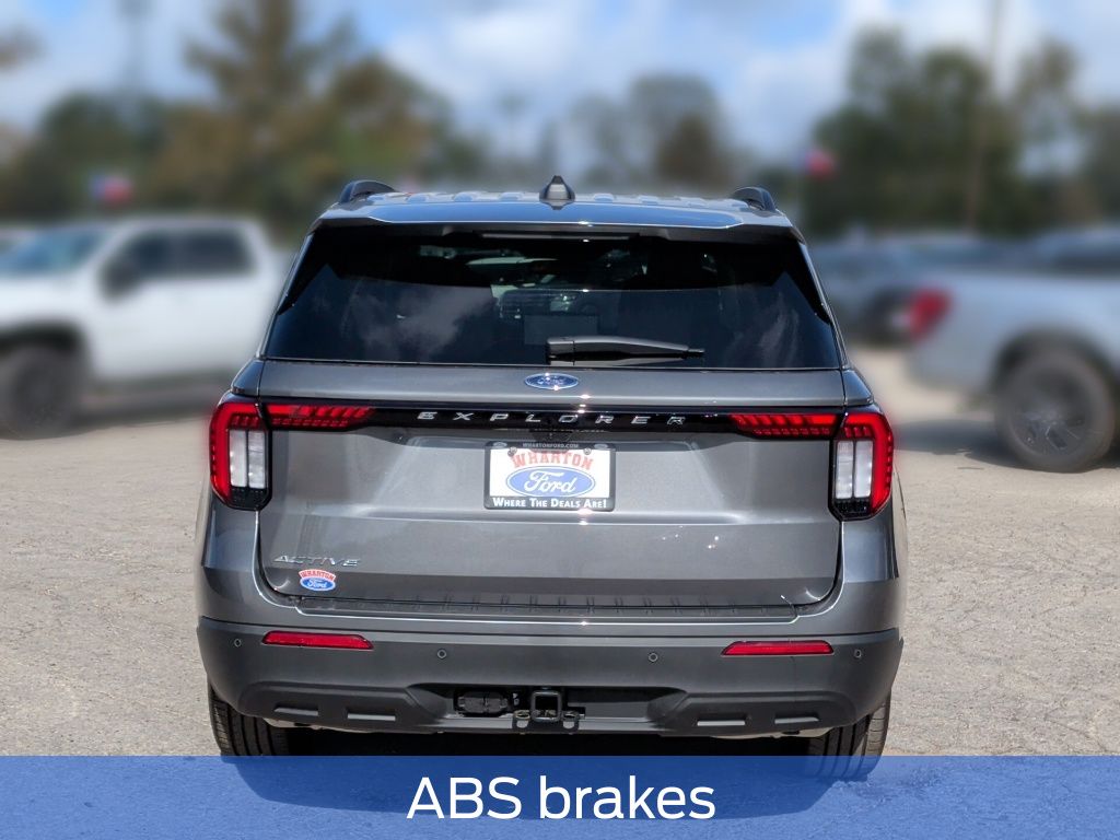 2026 Ford Explorer Active - 3