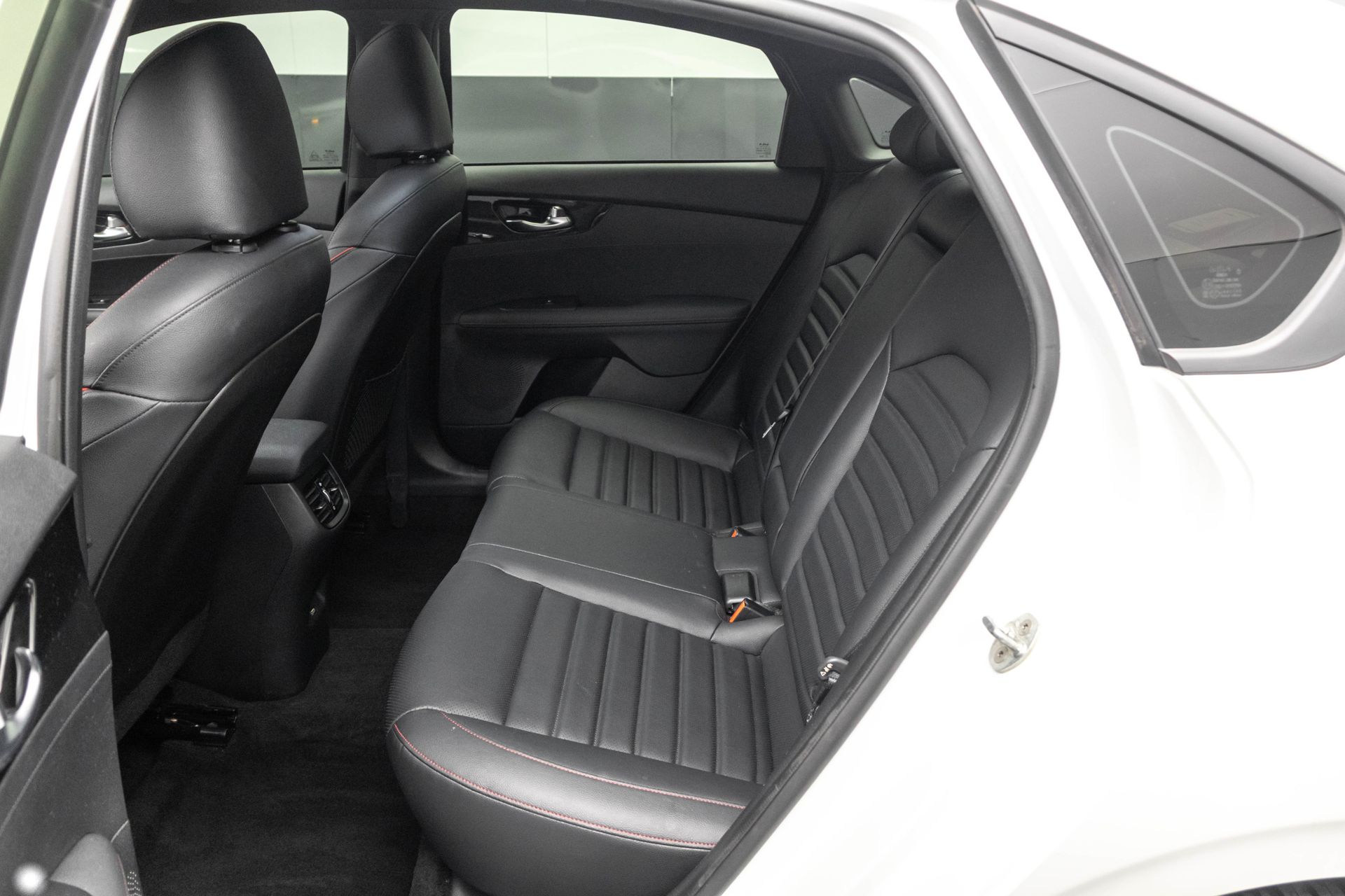 2022 KIA FORTE - Image 31