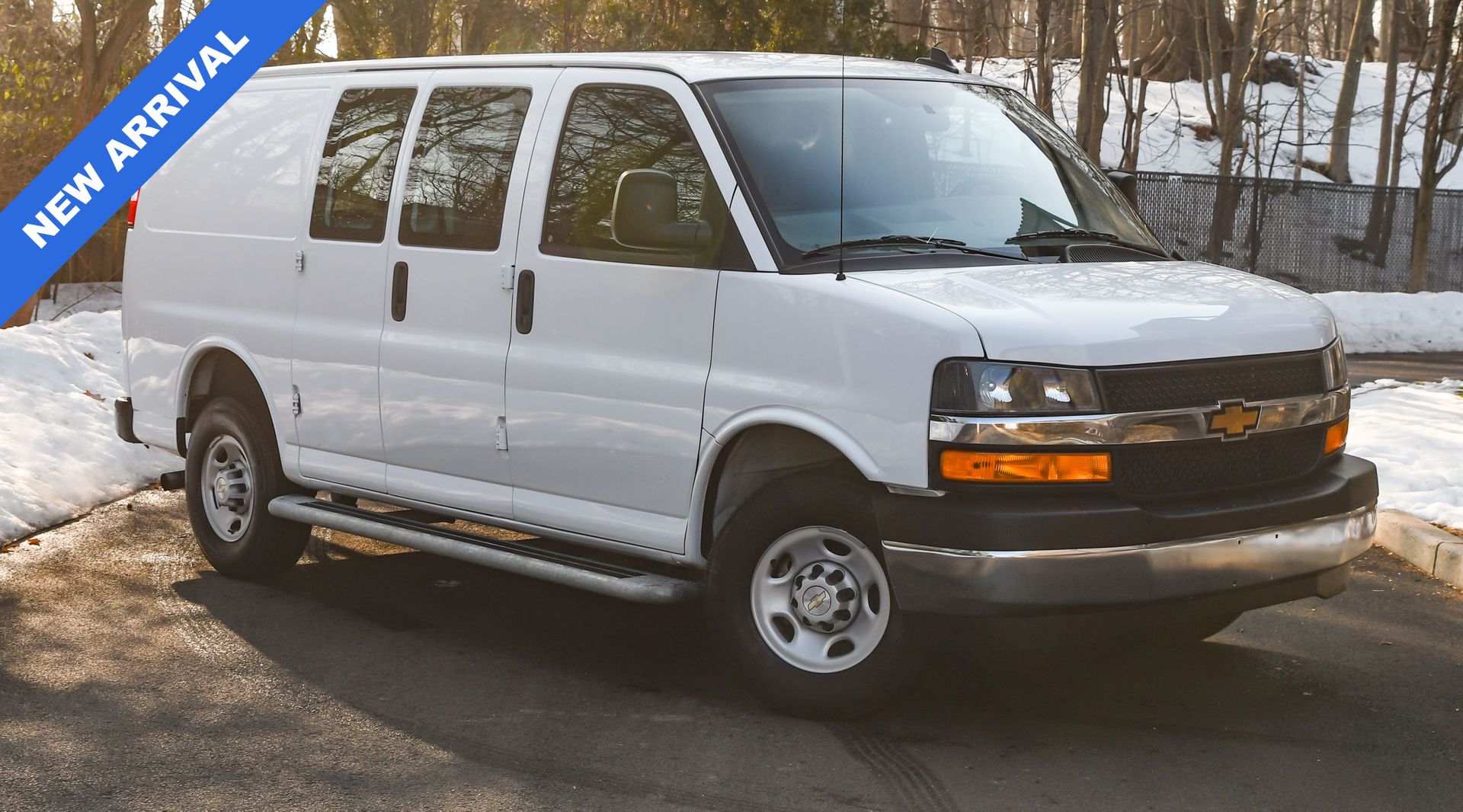 2024 Chevrolet Express Cargo 2500 RWD