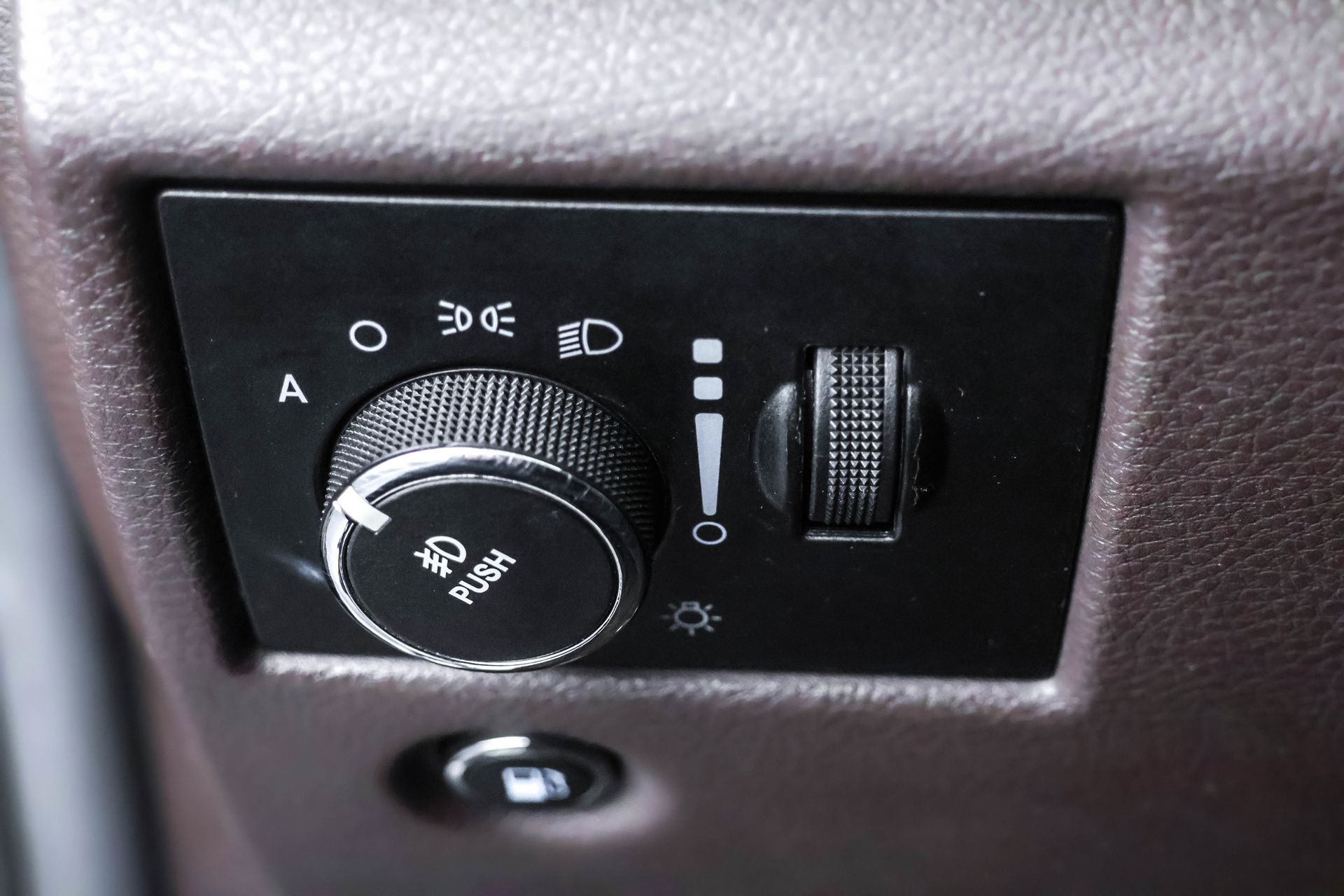 2014 JEEP GRAND CHEROKEE - Image 22