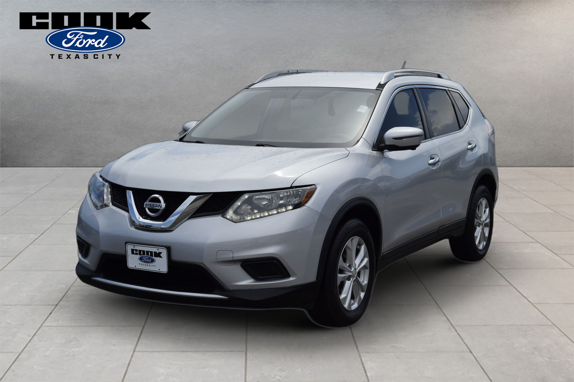 2016 Nissan Rogue SV Silver at Ultimate Motorsports