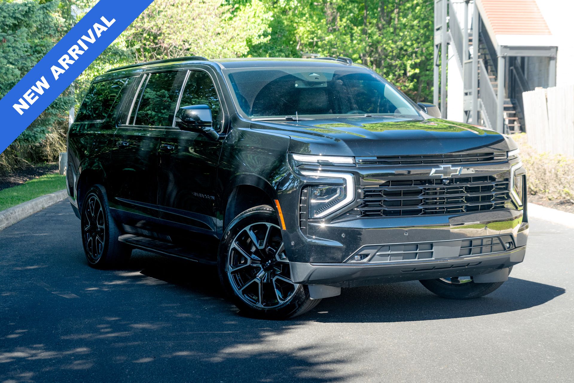 2025 Chevrolet Suburban RST