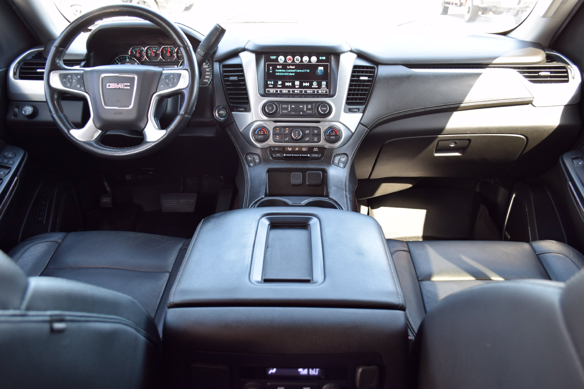 2019 GMC Yukon SLT - 4
