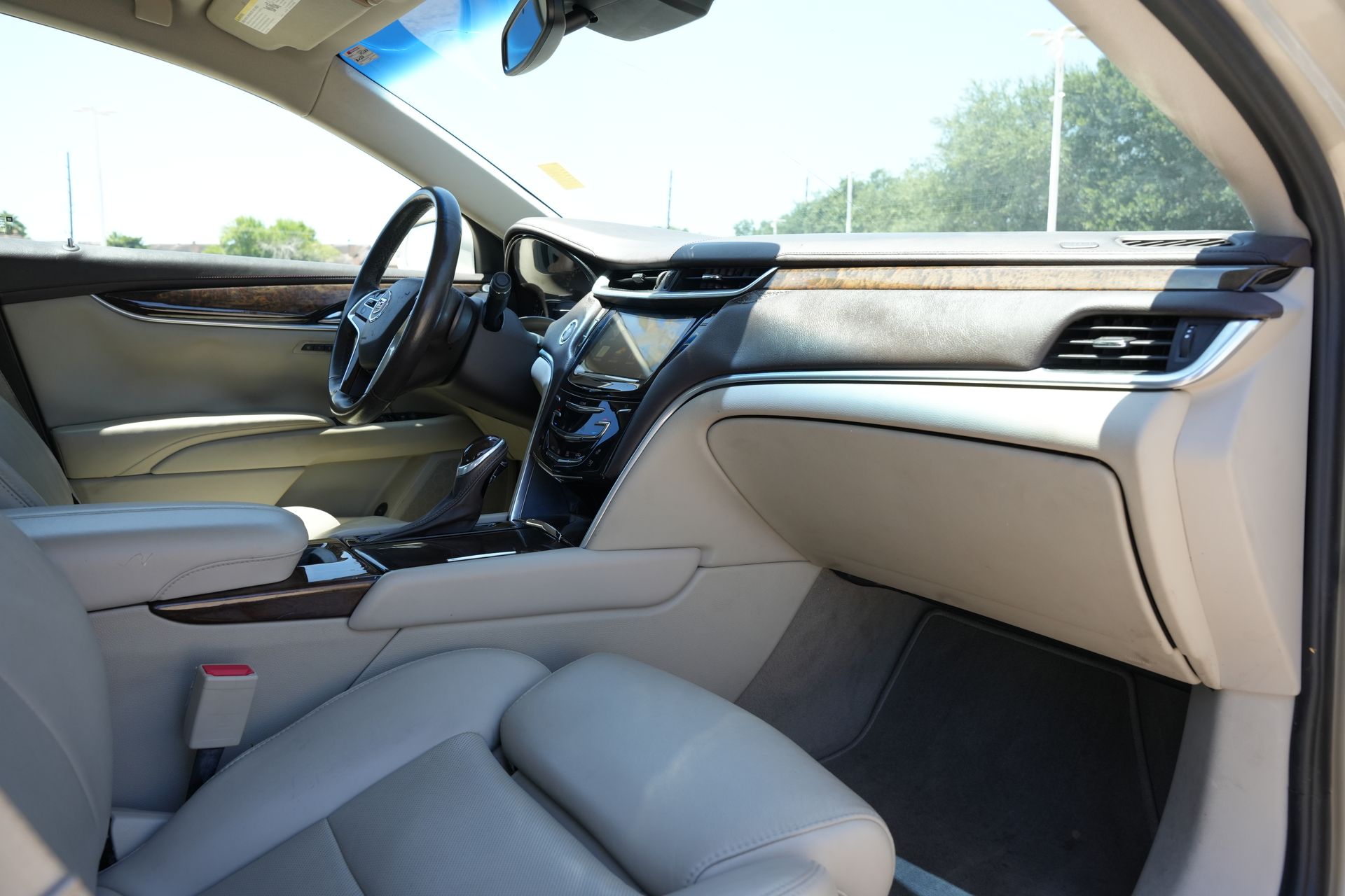 2013 Cadillac XTS Luxury Silver at Emmons Autoplex
