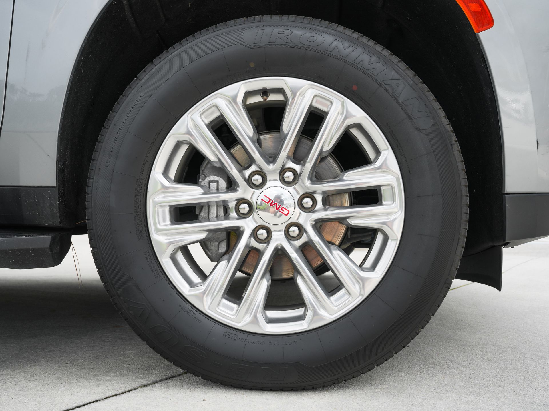used 2024 GMC Yukon XL car, priced at $49,900