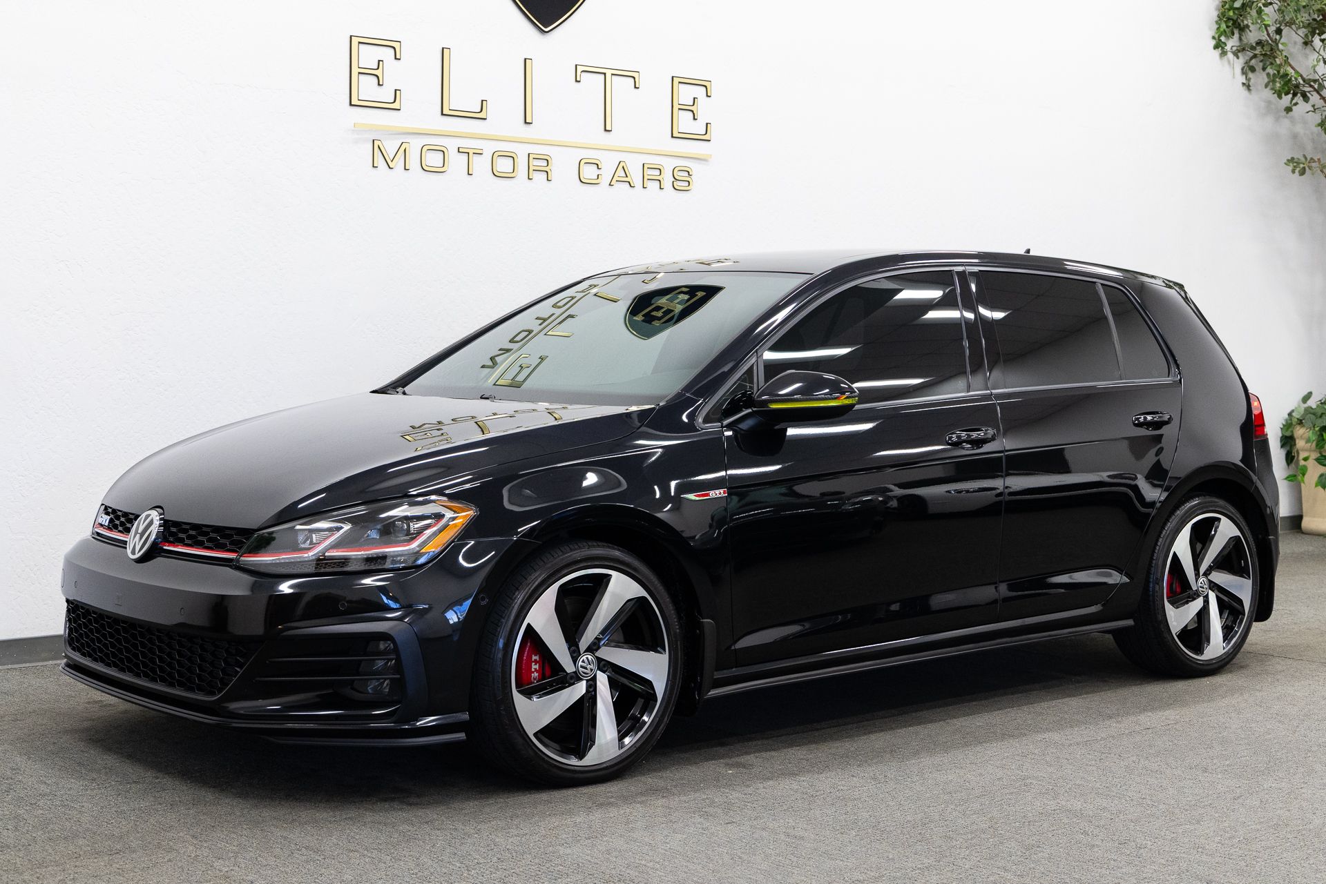 2018 Volkswagen Golf GTI 2.0T Autobahn 4-Door FWD