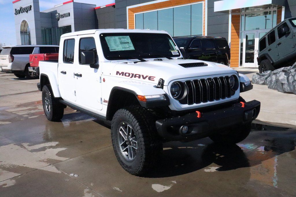 2026 Jeep Gladiator Mojave Crew Cab 4WD