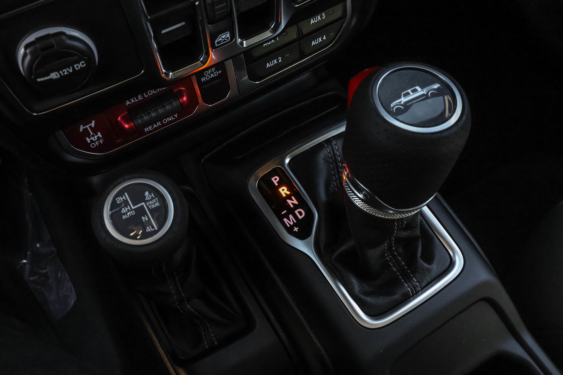 2026 JEEP GLADIATOR - Image 23