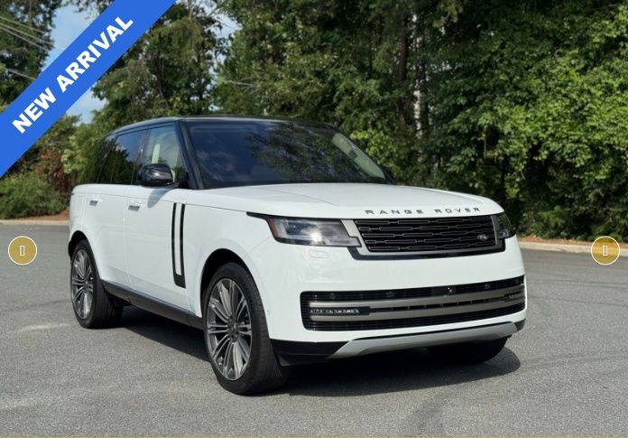 2023 Land Rover Range Rover SE