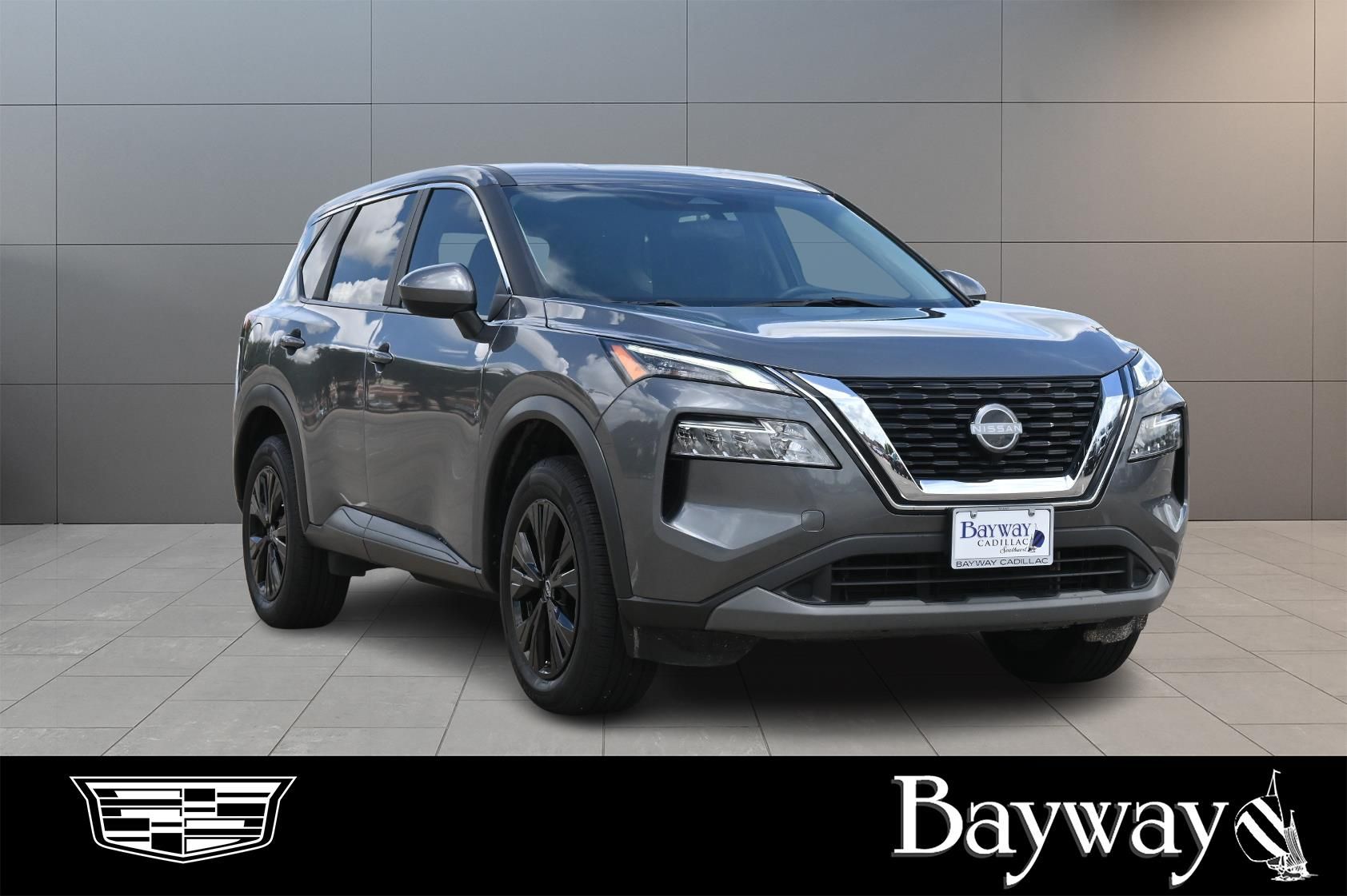 2023 Nissan Rogue SV - 3