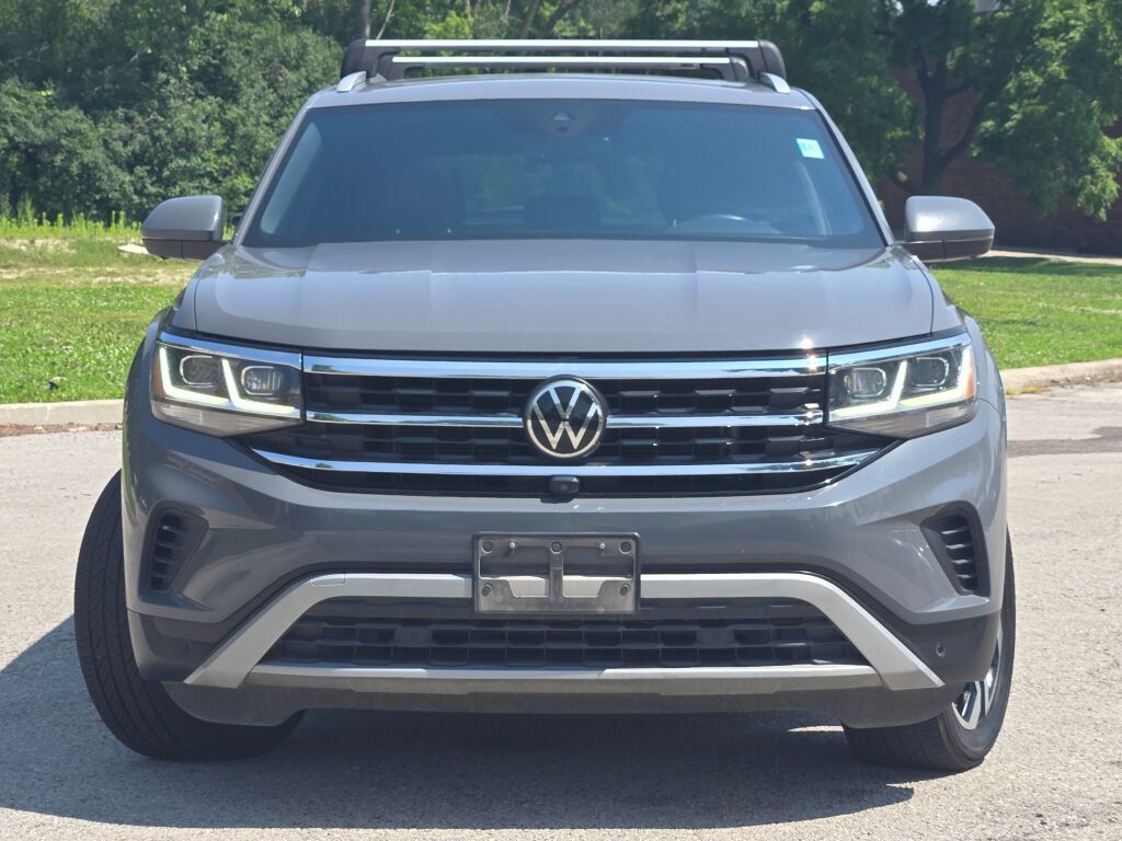 2021 Volkswagen Atlas Cross Sport SE Premium photo 3