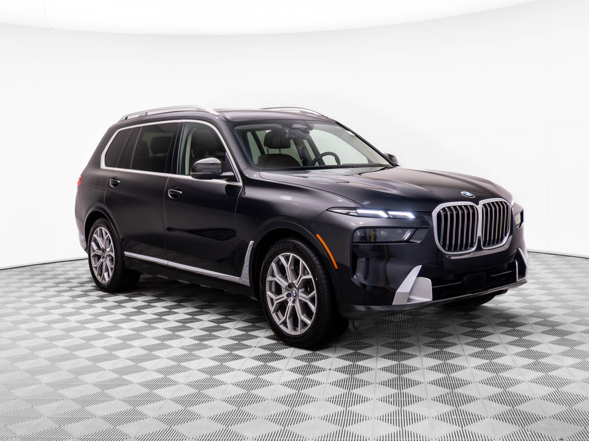 2023 BMW X7 xDrive40i photo