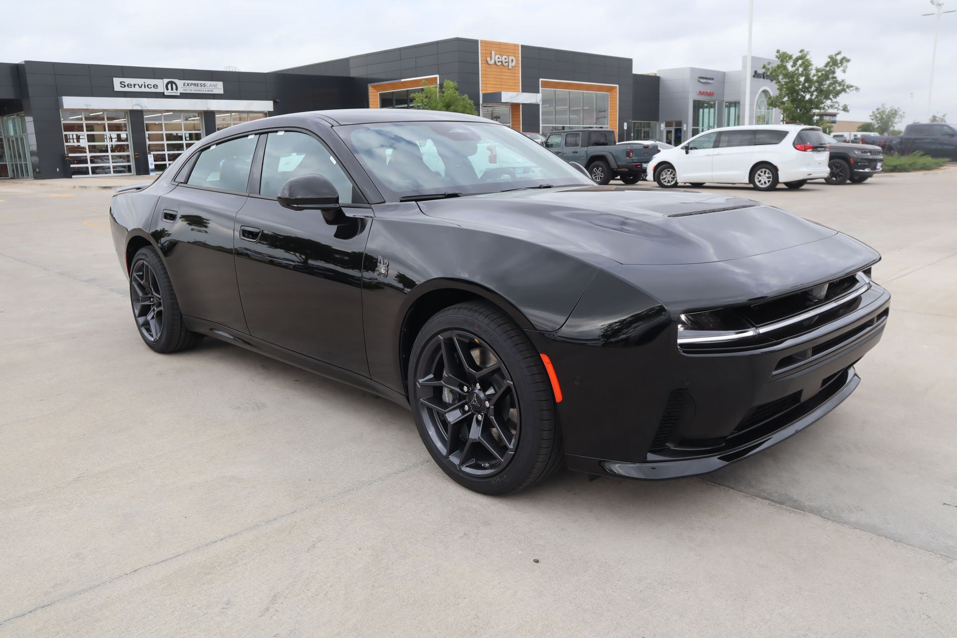Diamond Black Crystal Pearlcoat 2026 Dodge Charger Sedan All-Wheel Drive 8-Speed Automatic
