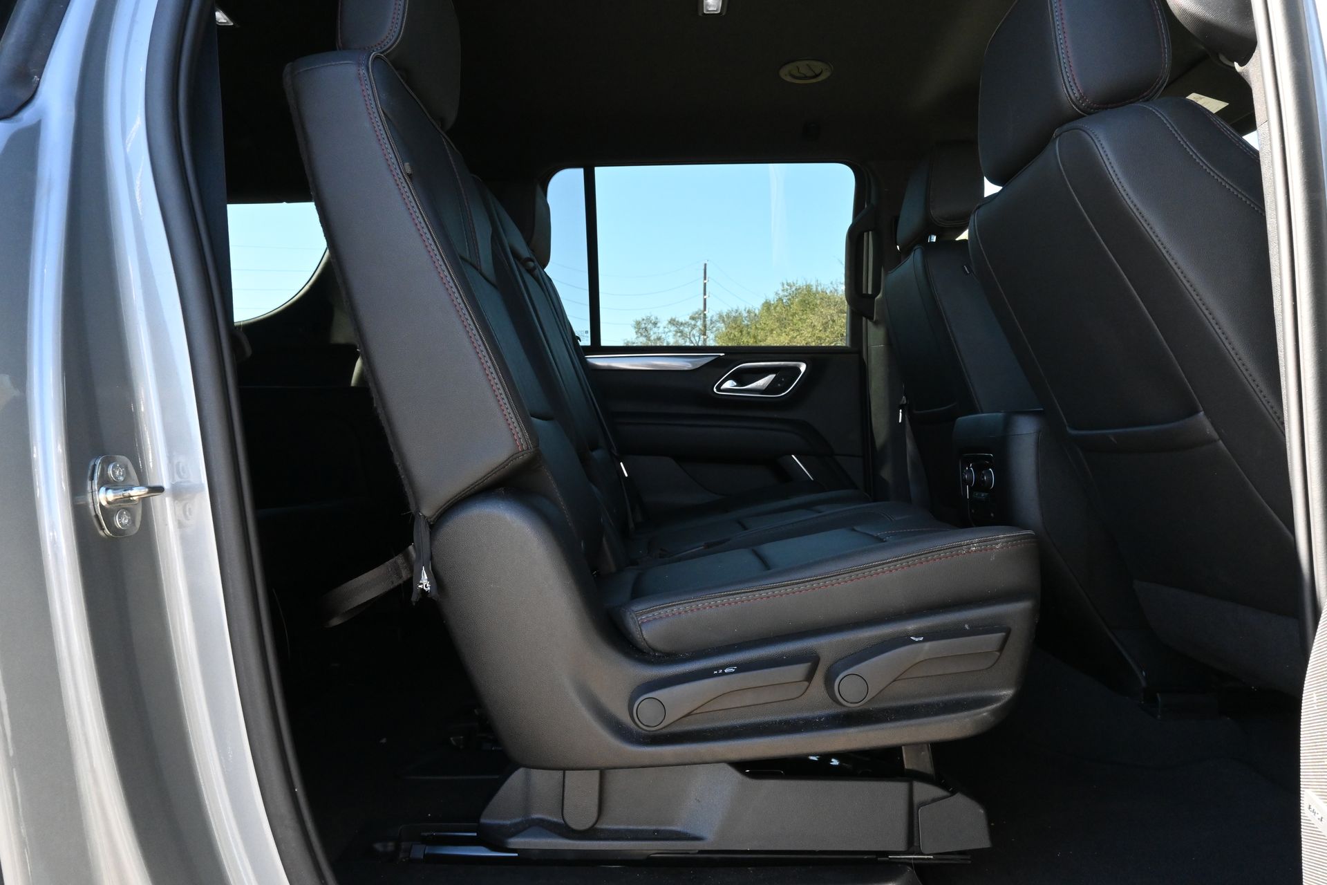 2024 Chevrolet Suburban RST Gray at Bayway Cadillac of The Woodlands