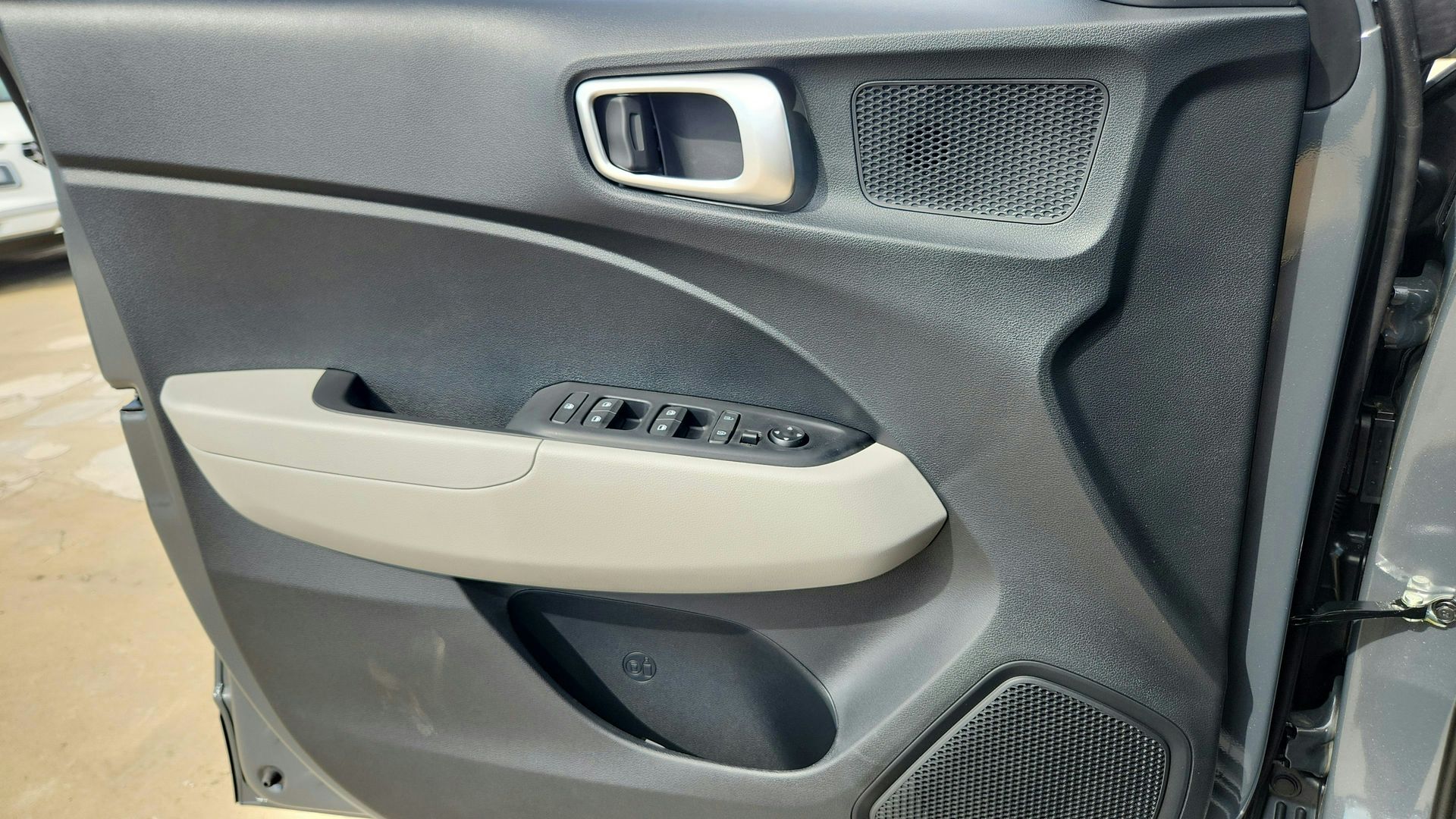 car-gallery-32