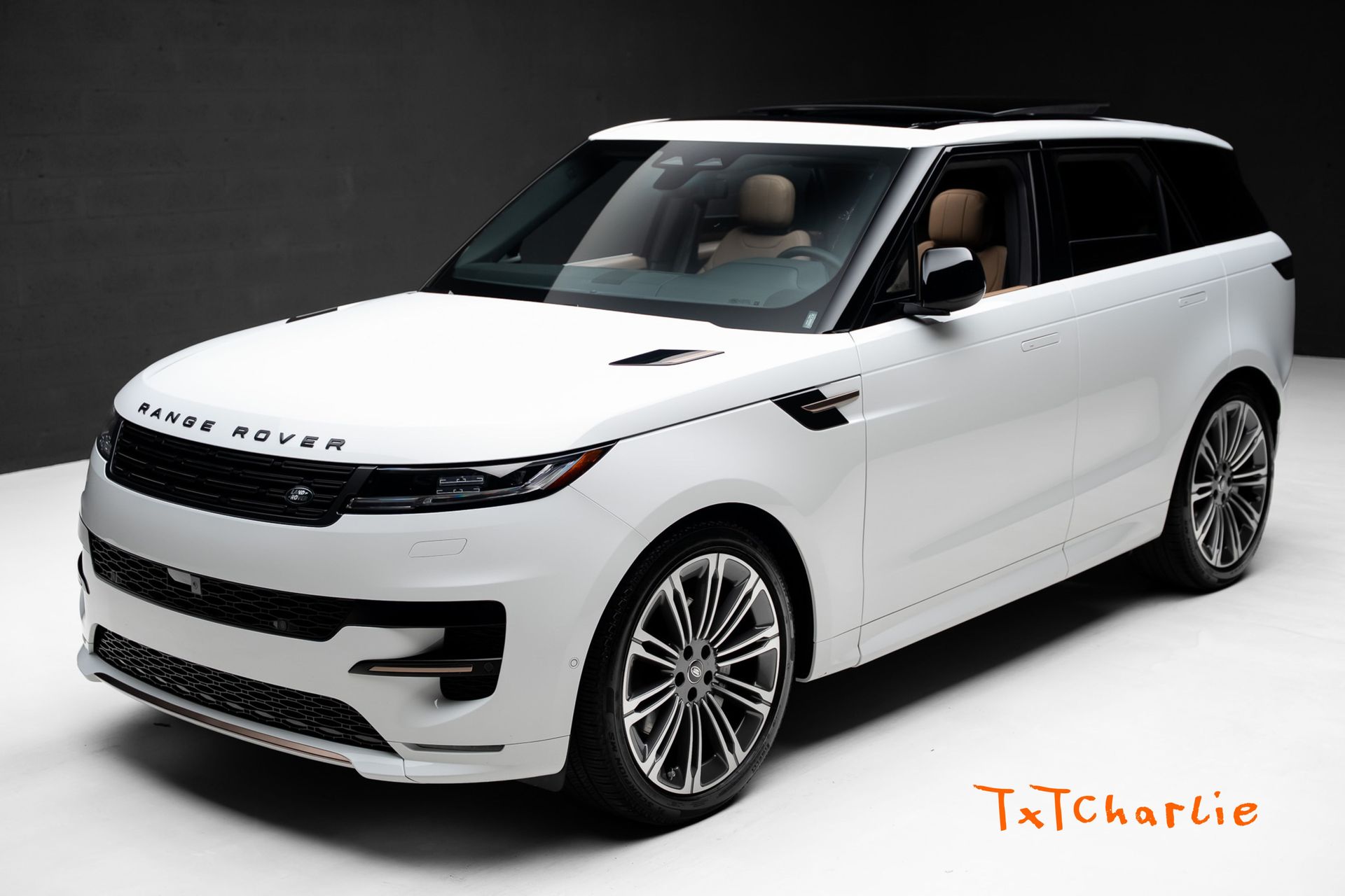 Fuji White 2025 Land Rover Range Rover Sport P400 Dynamic SE AWD SUV / Crossover All-Wheel Drive 8-Speed Automatic