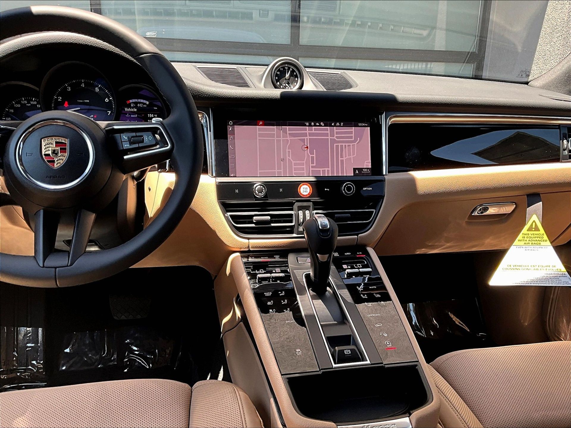 2025 Macan picture #15