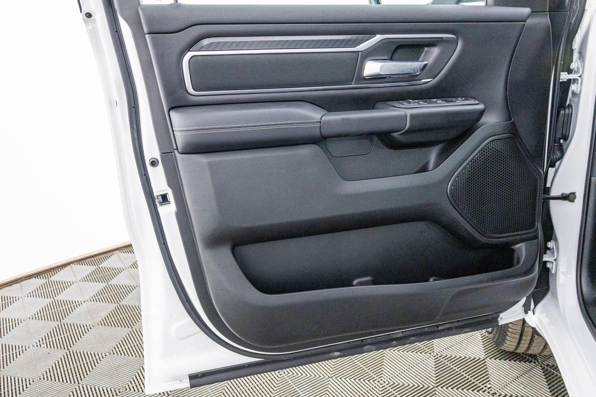 2026 RAM 1500 - Image 31