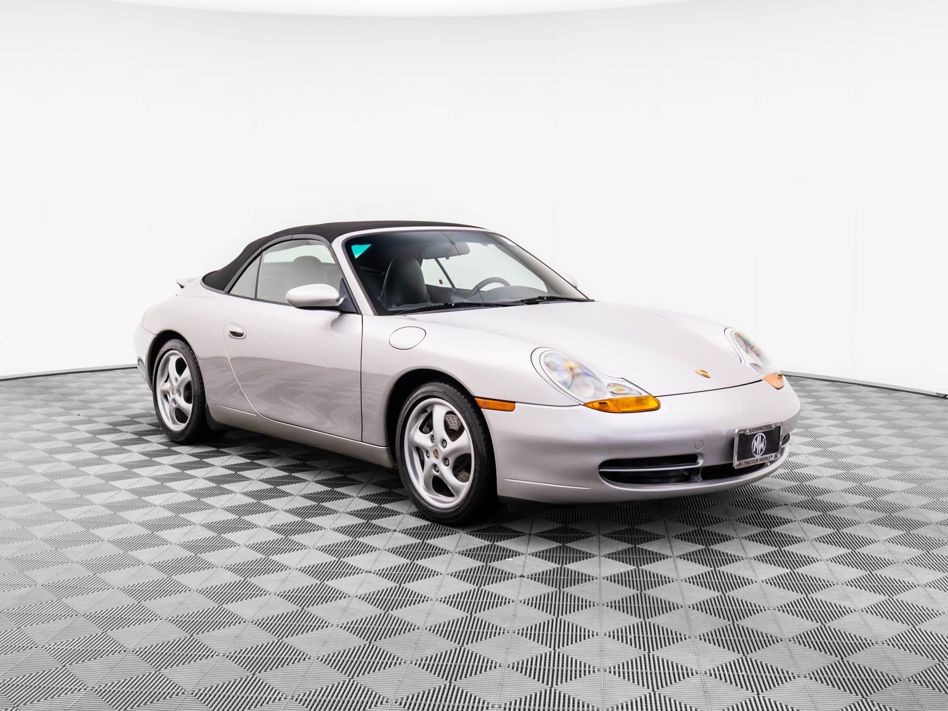 1999 Porsche 911 Carrera 4 photo