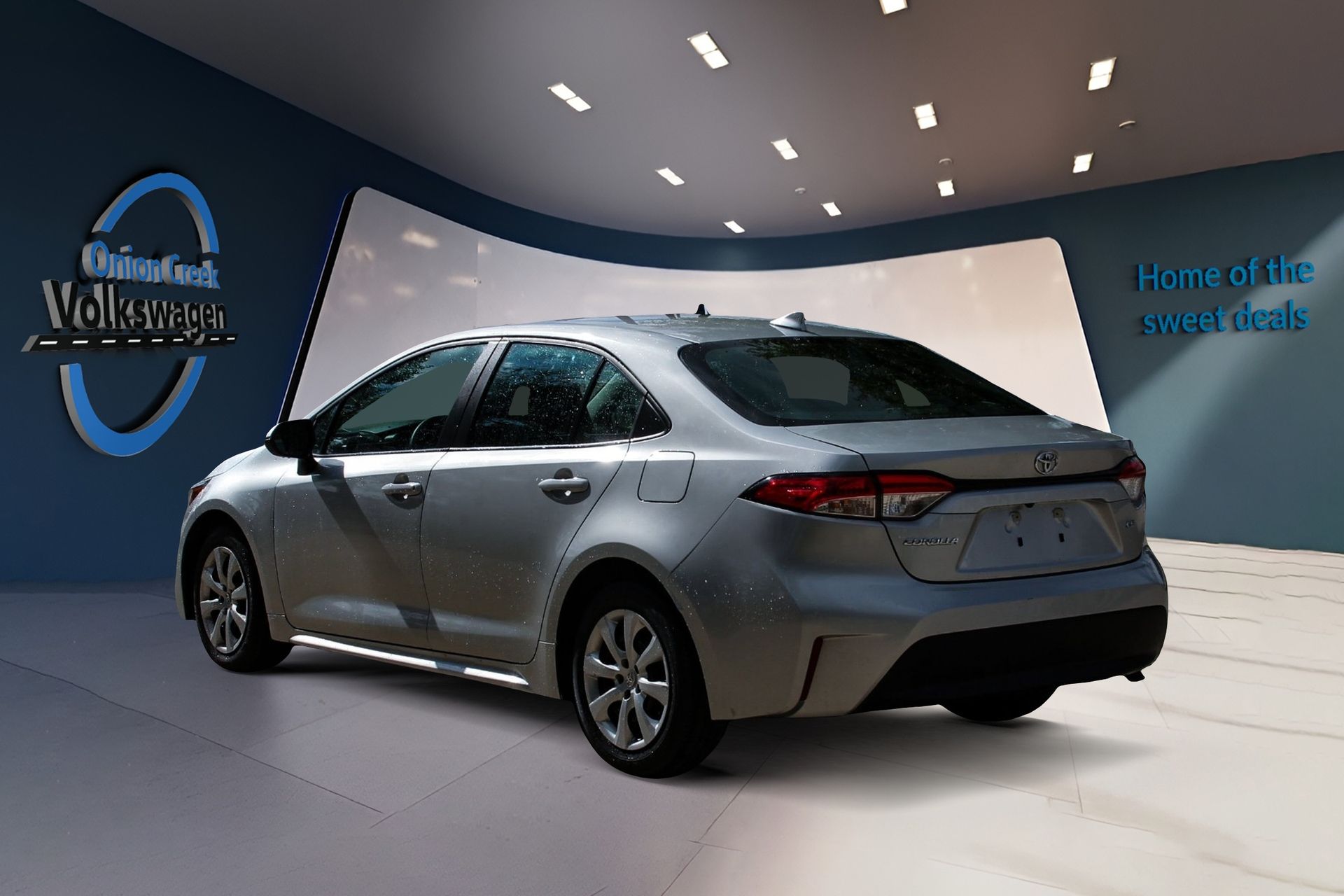 View vehicle photo 6