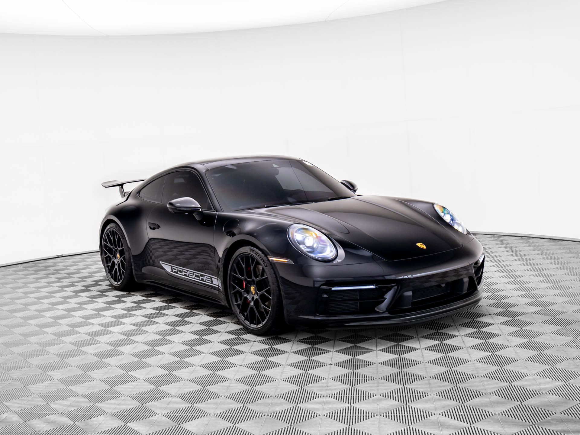 2024 Porsche 911 Carrera S photo
