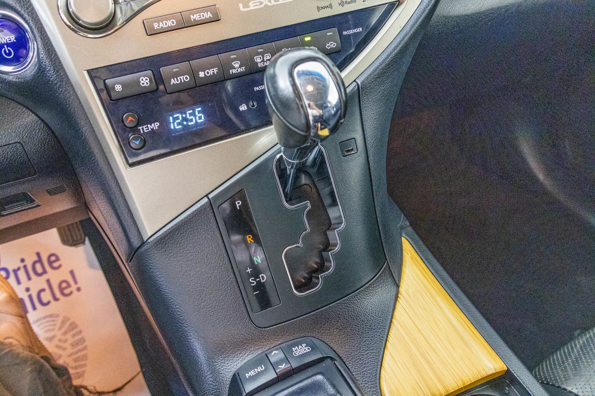 2015 LEXUS RX - Image 24