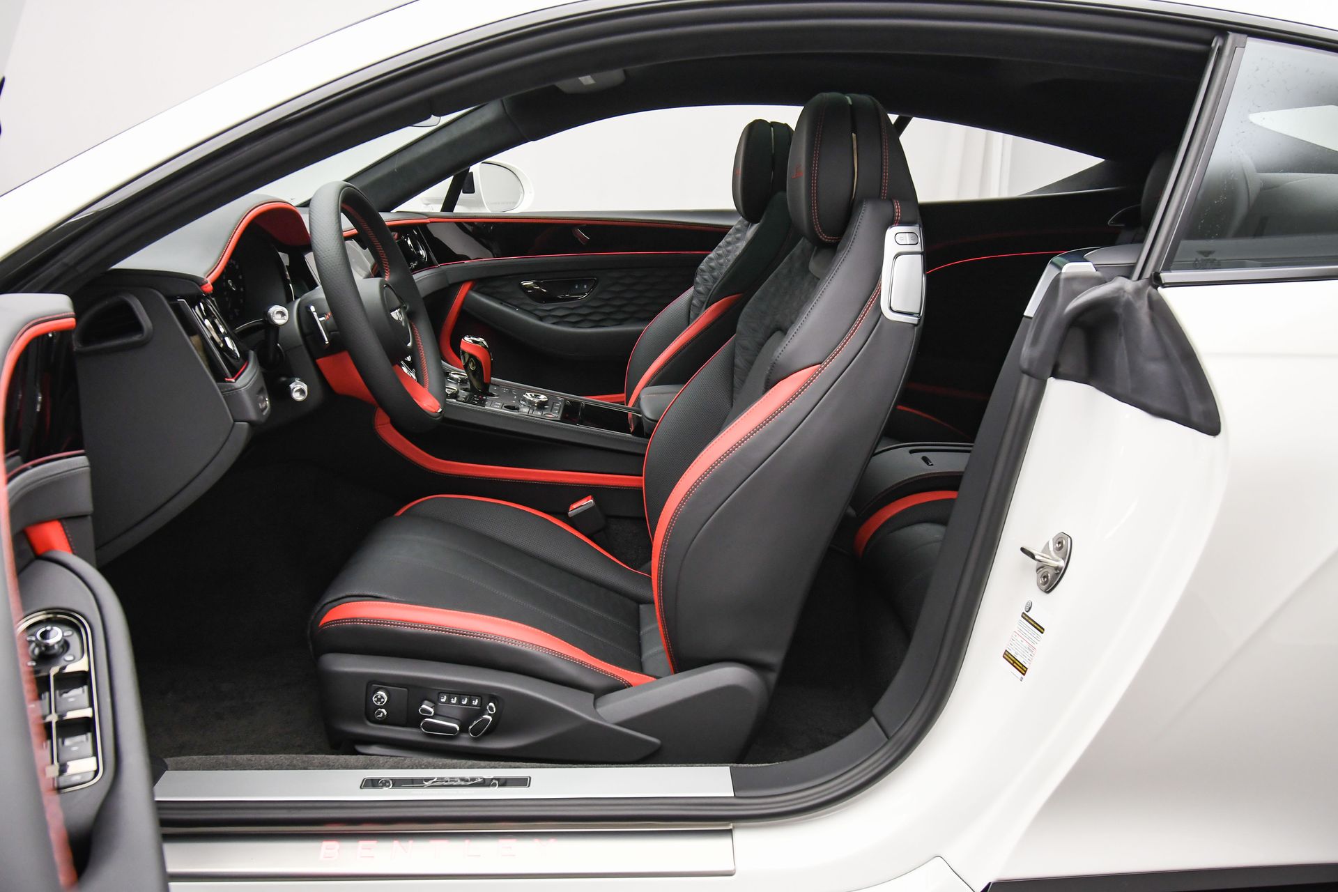 2025 Bentley Continental GT Speed photo 19