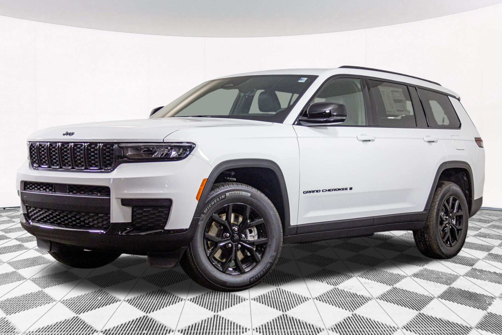 2025 JEEP GRAND CHEROKEE L - Image 2