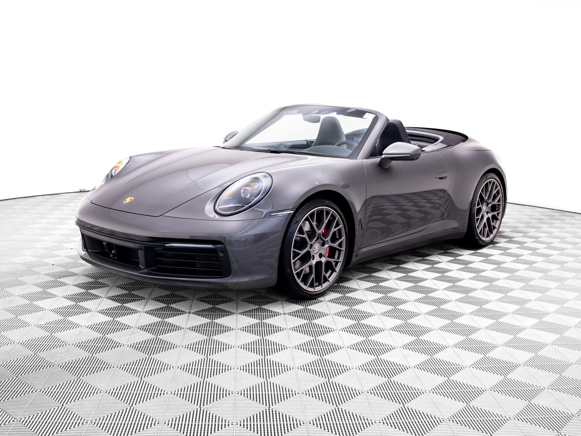 Gray (Agate Grey Metallic) 2020 Porsche 911 Carrera 4S Cabriolet AWD Convertible All-Wheel Drive
