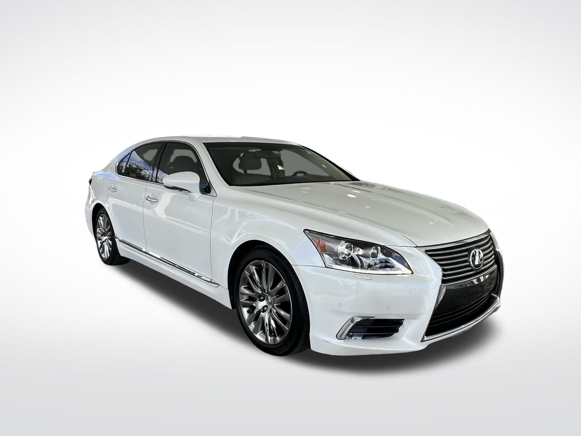 2015 Lexus LS 460 23